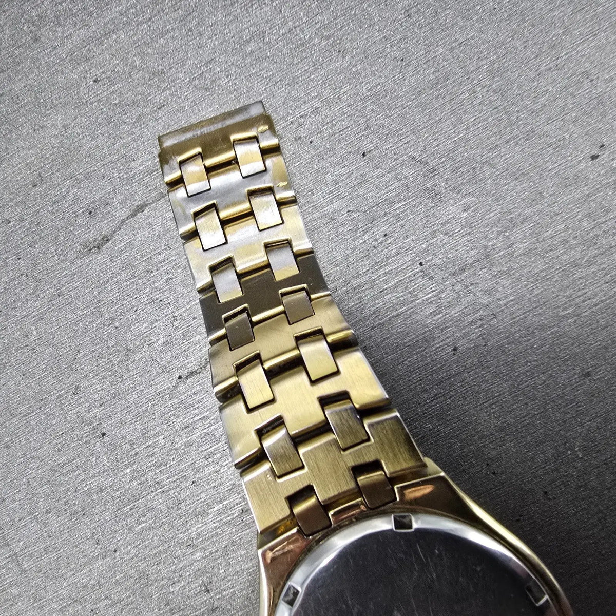 Citizen Eco-Drive Watch Men 38mm White Dial Gold Date READ!!!! E111E111-S04952116