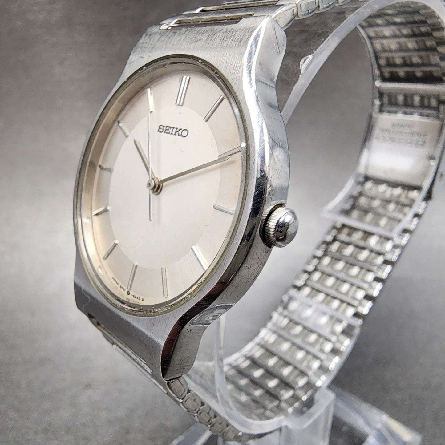 Seiko Watch Men 31mm Silver Dial Silver Tone Round 5p31-6a20 New Battery
