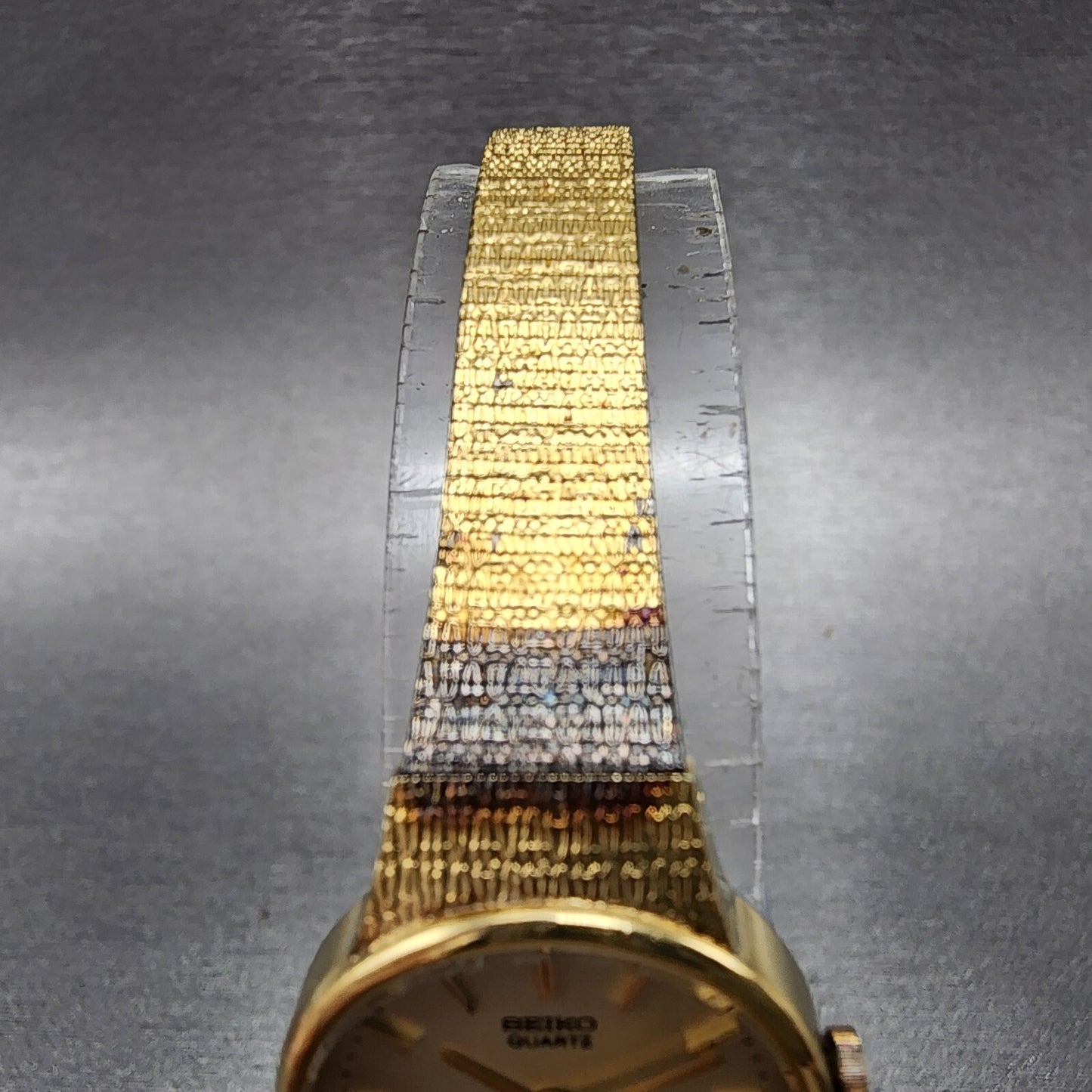 Seiko Watch Women 20mm Champagne Dial Gold Tone Oval 1421-5710 New Battery