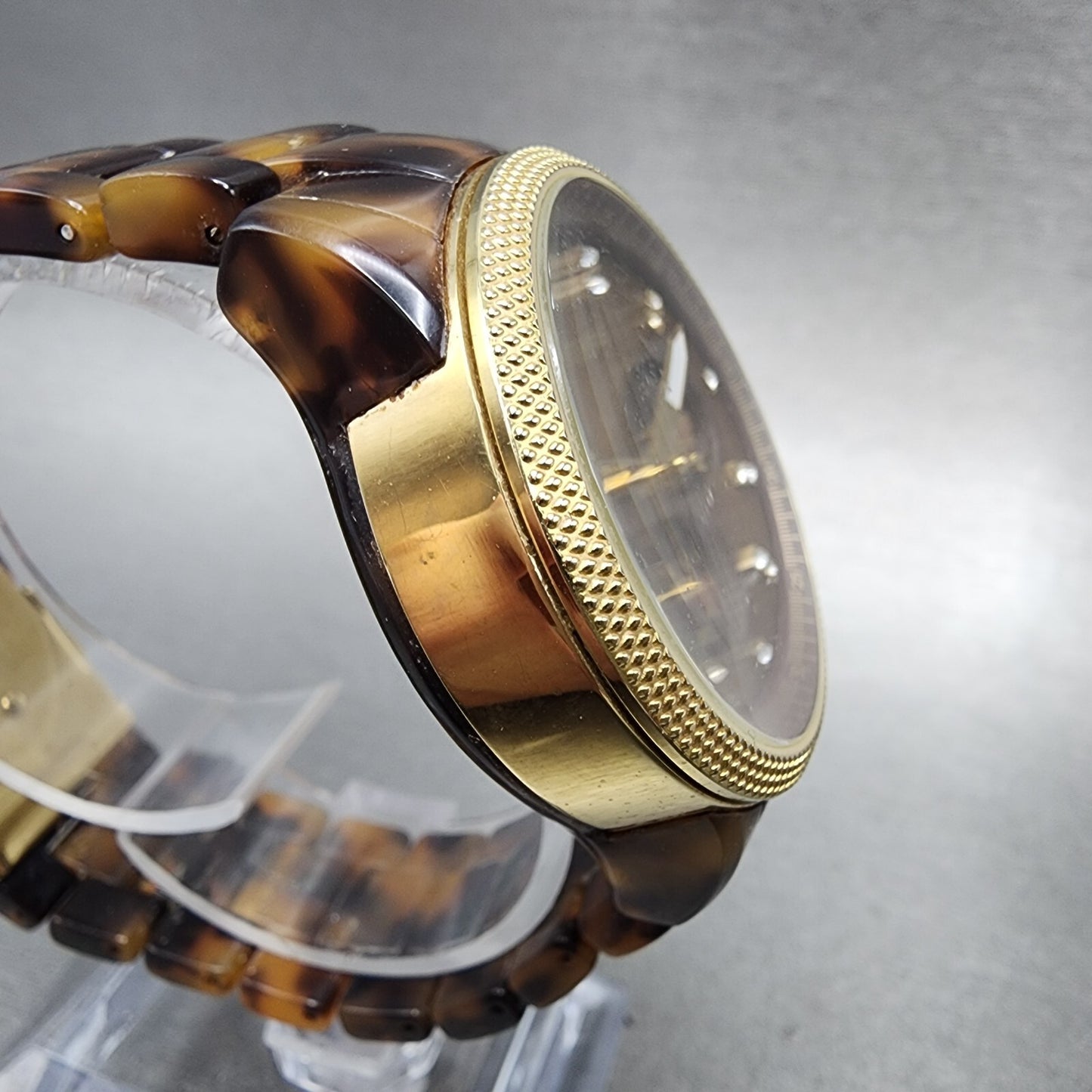 Michael Kors Watch Women 37mm Brown Dial Gold Tone Tortas Daydate New Battery