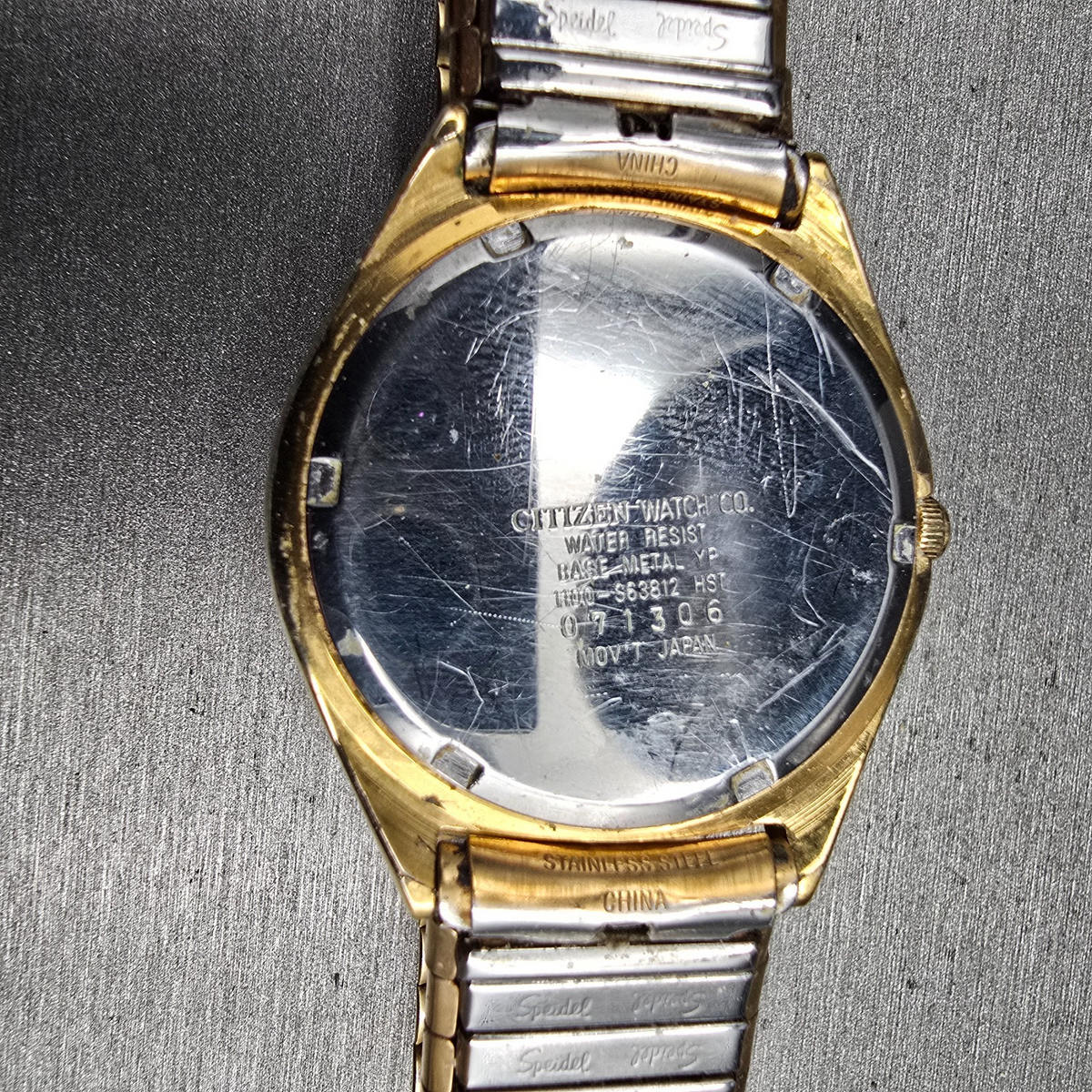 Citizen CQ Watch Men 35mm Black Dial Gold Tone Daydate 1100-S63812 New Battery K10