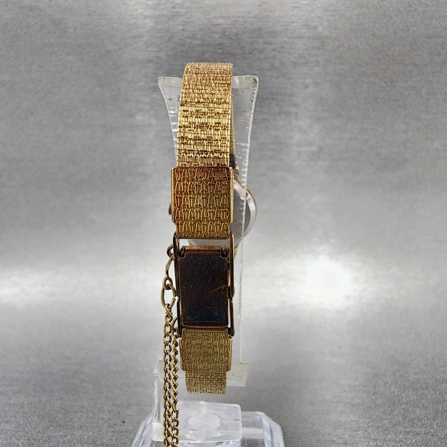 Seiko Watch Women 20mm Champagne Dial Gold Tone Oval 1421-5710 New Battery
