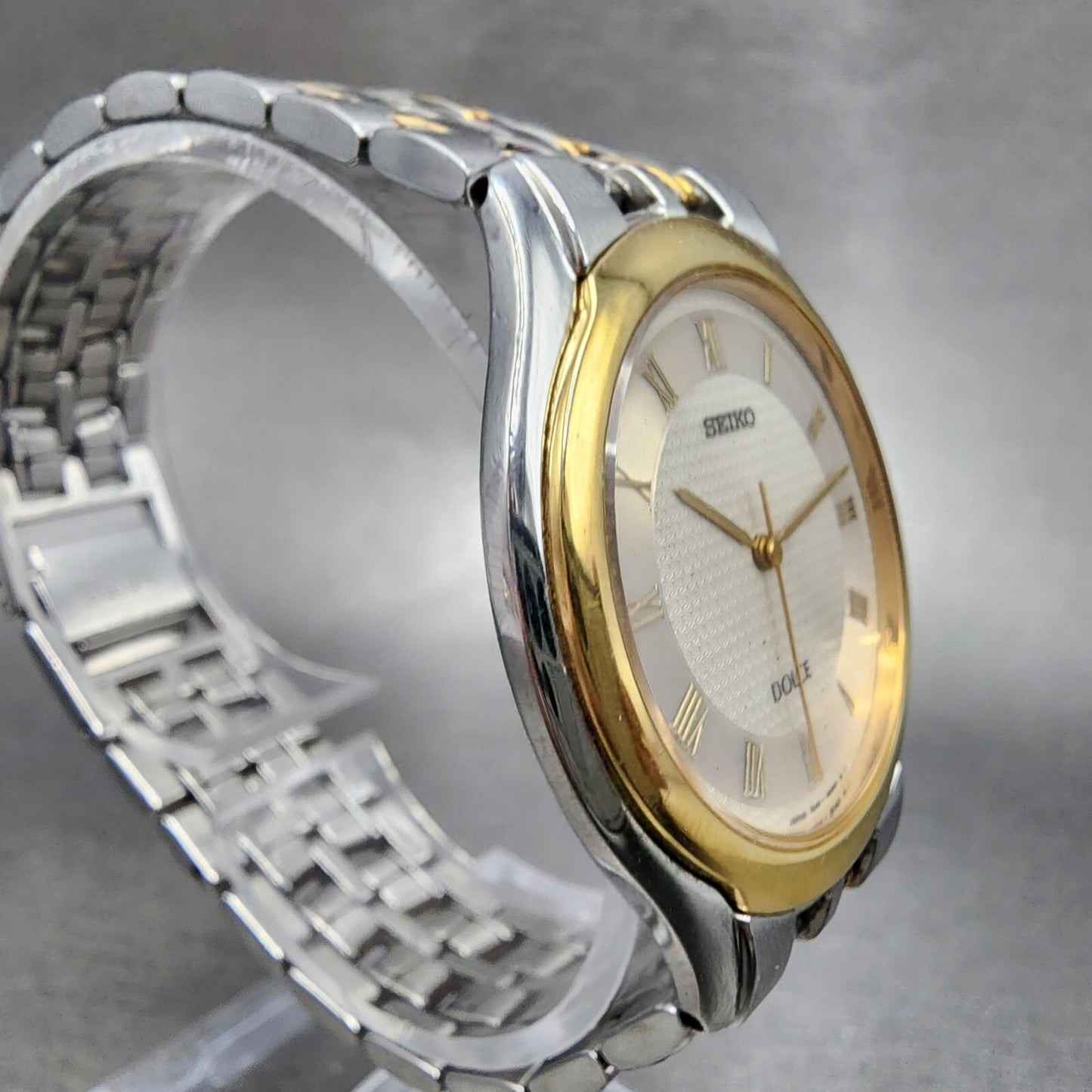 Seiko Dolce Watch Men 33mm White Dial Twotone Round 8j41-6030 New Battery