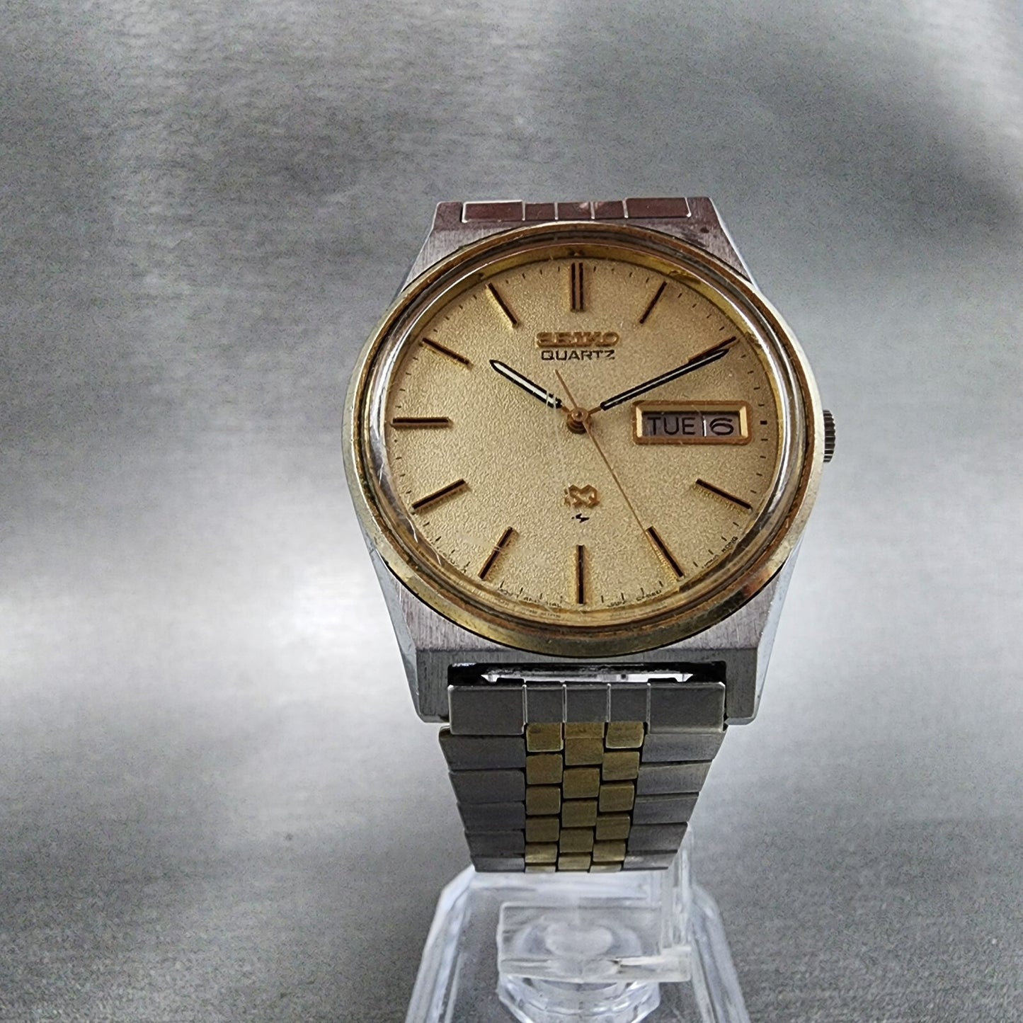 Seiko SQ Watch Men 35mm Cream Dial Two Tone Daydate Round 7123-8439 New Battery