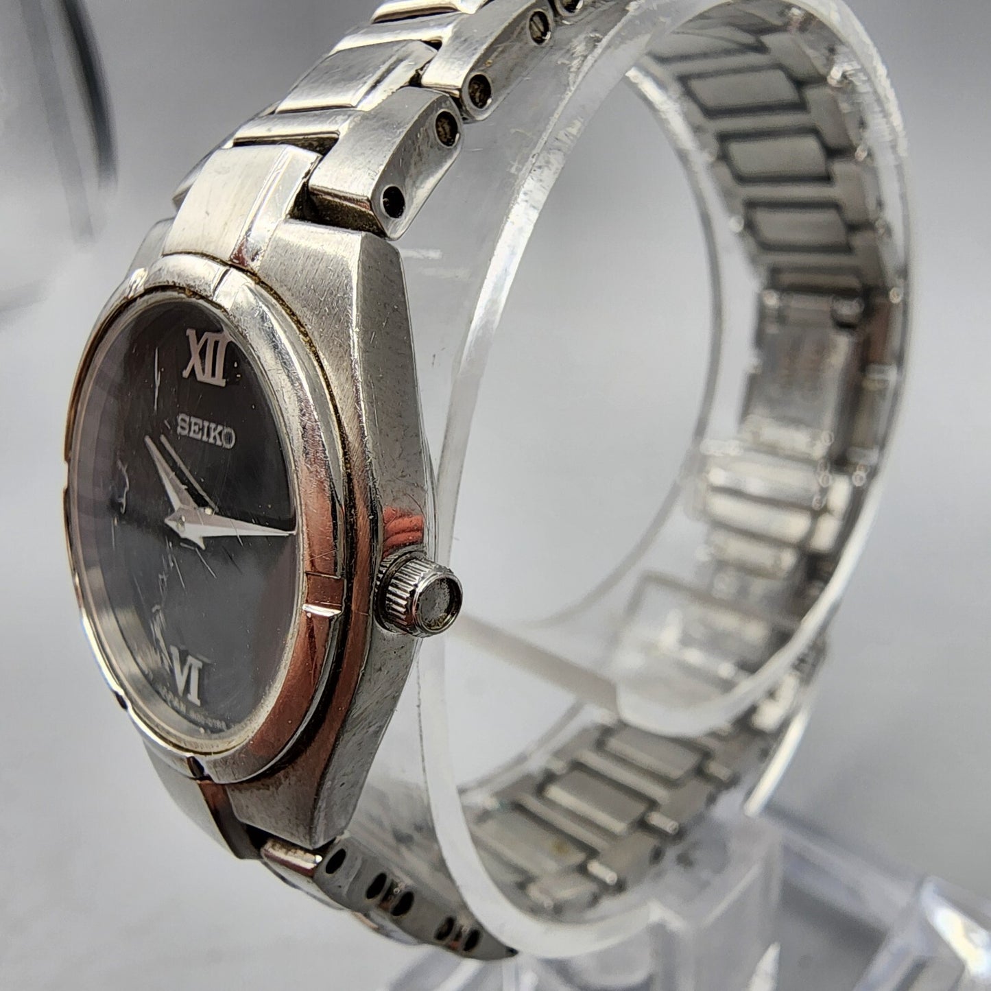 Seiko Watch Women 22mm Black Dial Silver Tone Round 1N00-0LS0 New Battery