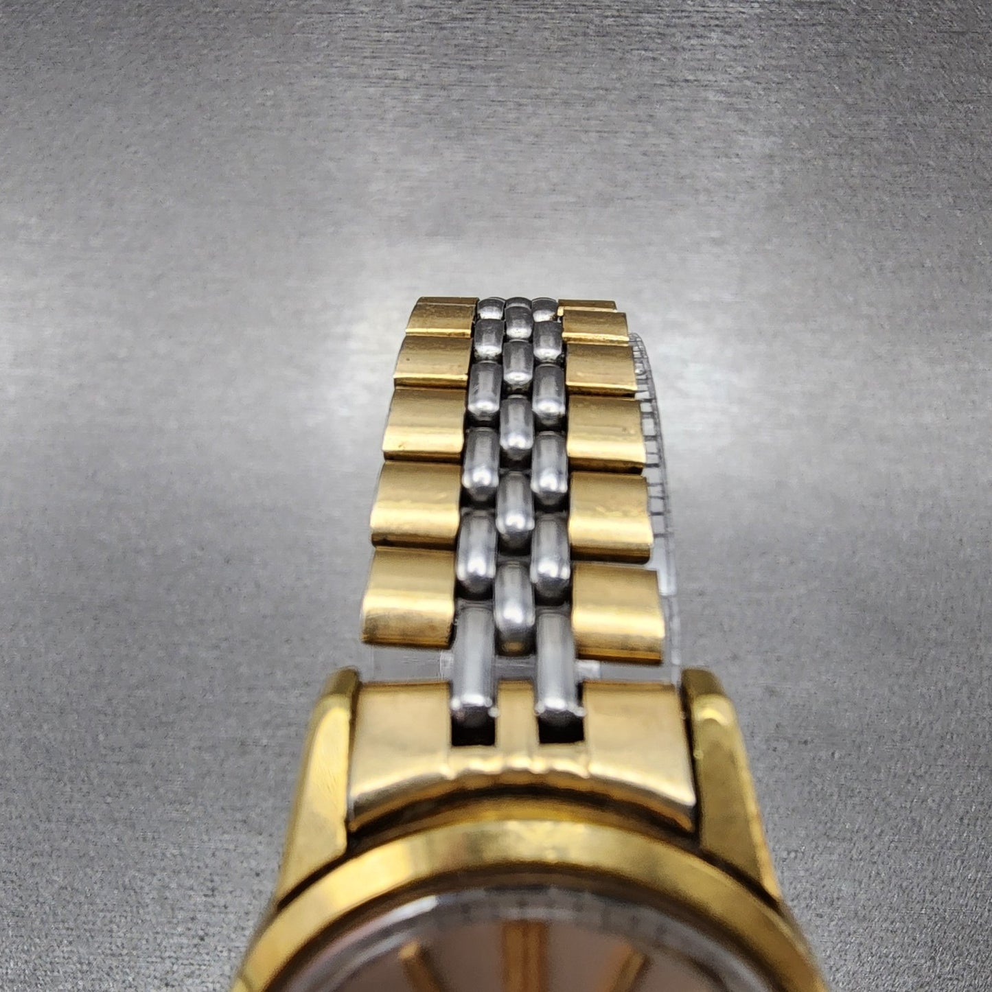 Seiko Watch Women 27mm Silver Dial Two Tone Manual 2107-0050 Runs