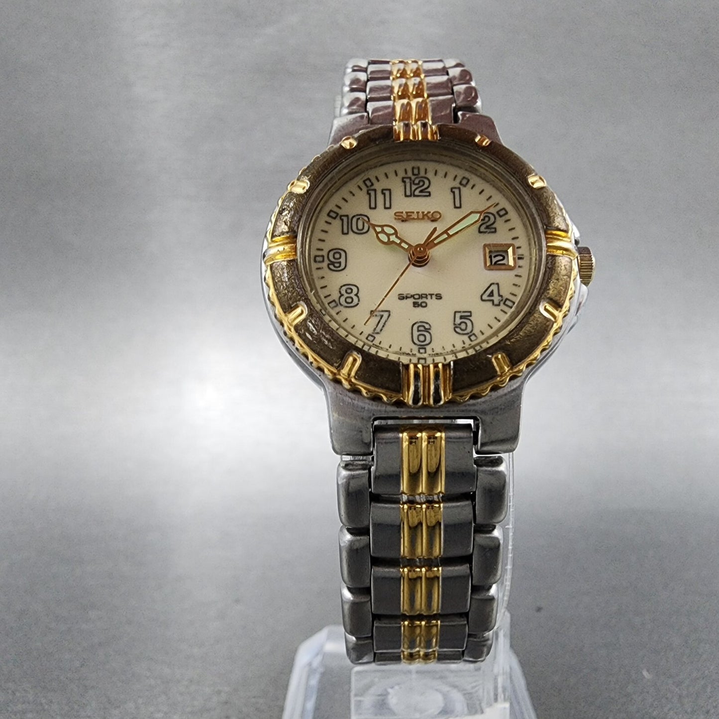 Seiko Sports 50 Watch Women 27mm Cream Dial Two Tone Date 7n82-0499 New Battery