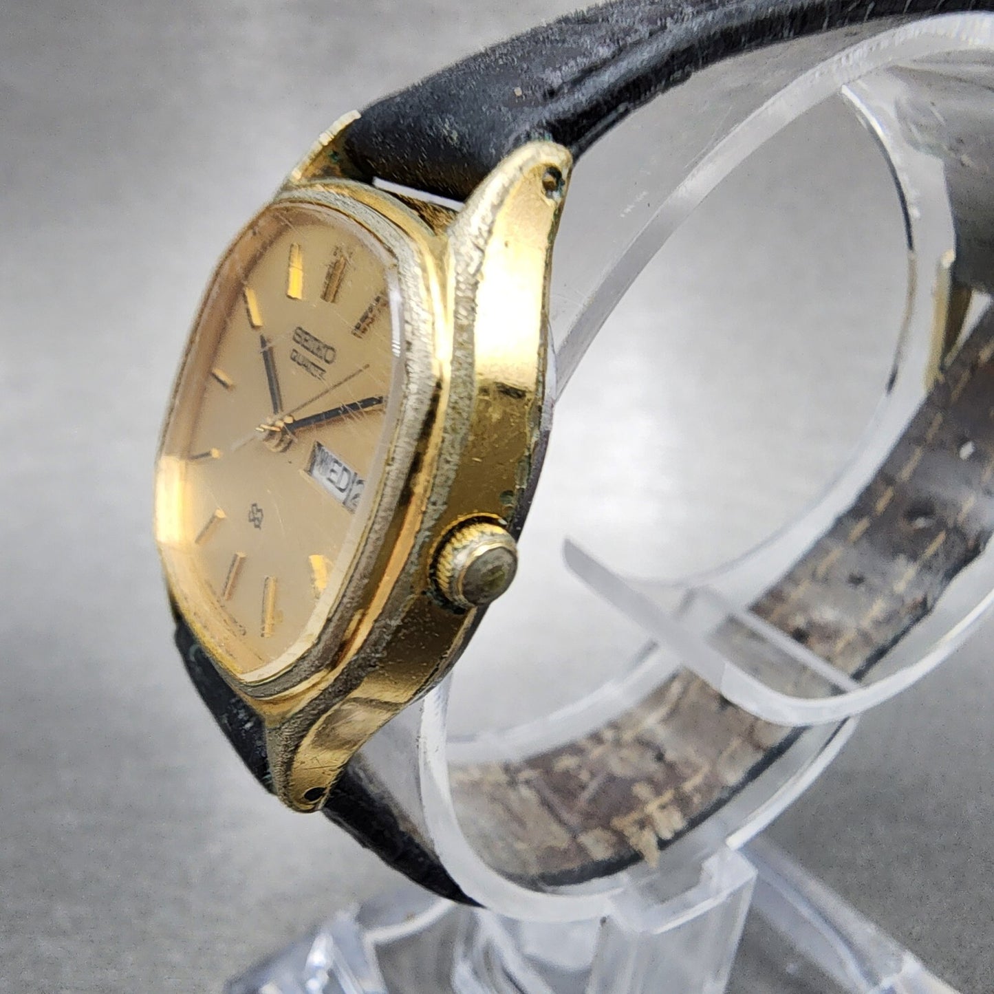 VTG Seiko SQ Watch Women 24mm Gold Dial Gold Tone Octagon 3423-5060 New Batt