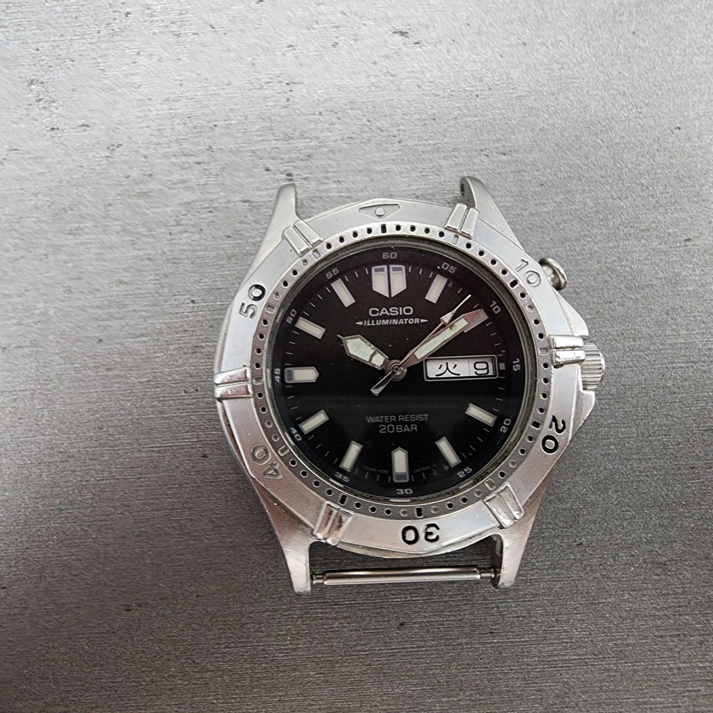 Casio Illuminator Diver Watch Men 38mm Black Dial Silver Ton Daydate MD-782 PART