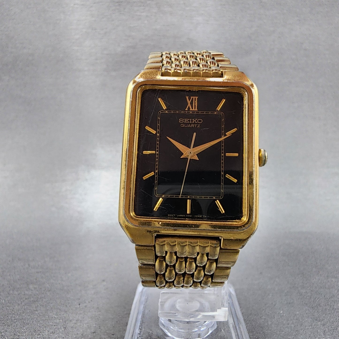 Seiko Tank Watch Men 26mm Black Dial Gold Tone V701-5jo9 New Battery