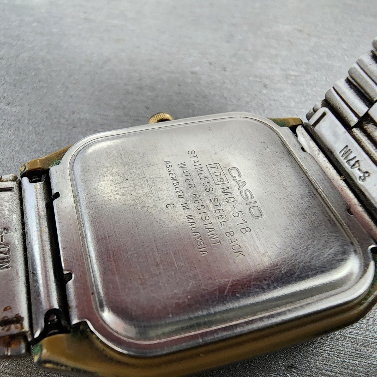 Casio Tank Watch Men 30mm Champagne Dial Gold Tone Rectangle MQ-518 New Battery