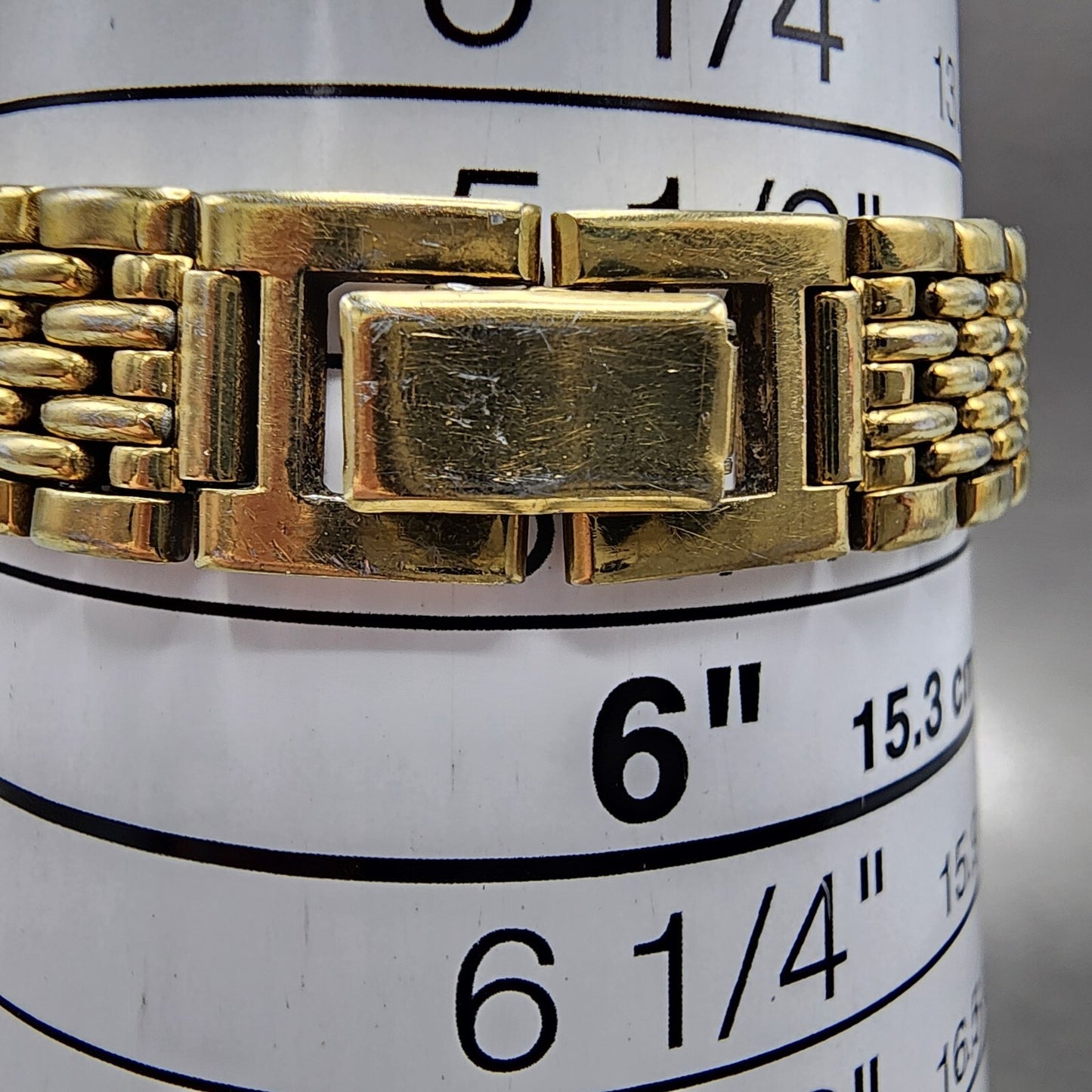 Seiko Watch Women 19mm White Dial Gold Tone Round V401-0289 New Battery