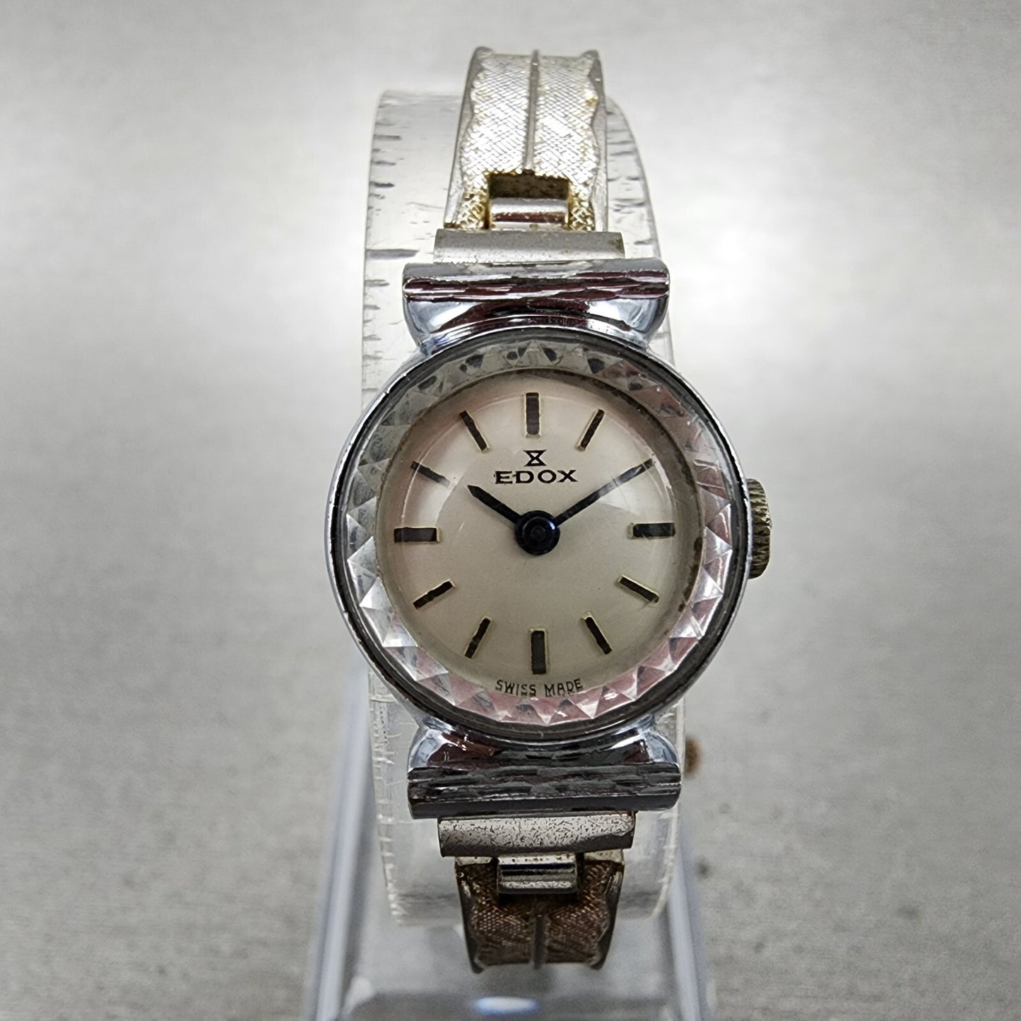 EDOX Watch Women 18mm White Dial Steel Round Manual Wind Runs Vintage