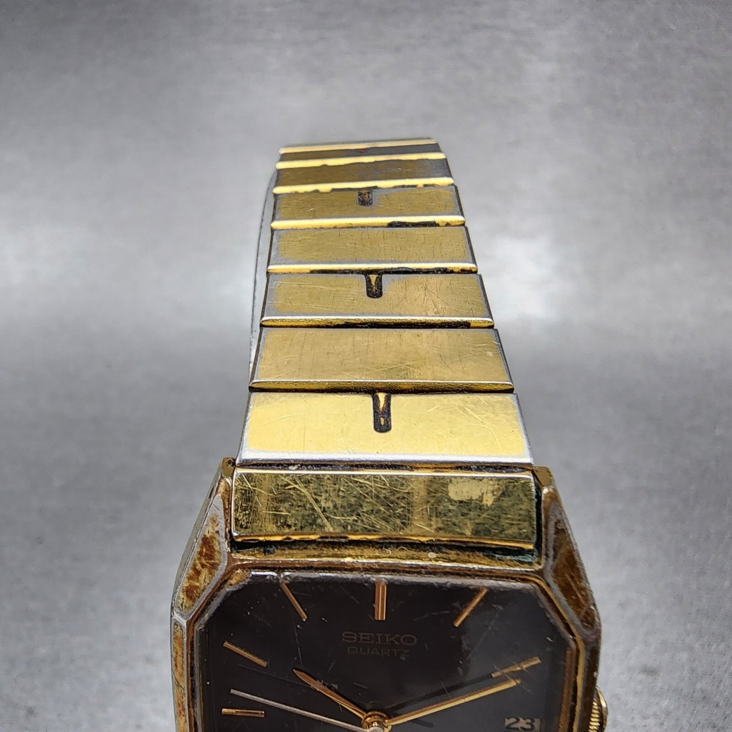 Seiko Watch Men 26mm Black Dial Gold Tone Date Octagon 6532-5310 New Battery