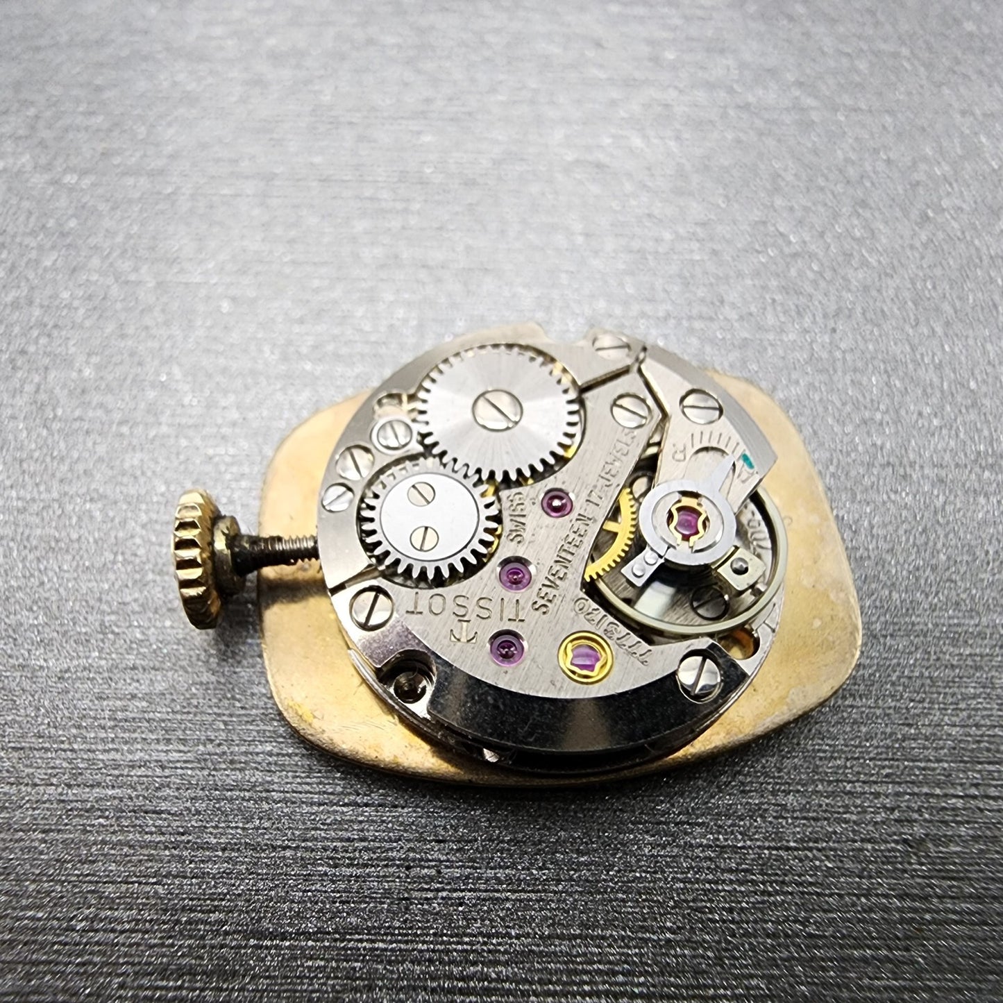 Vintage Tissot 709-1 Stylist Watch Movement Manual Wind 17 Jewel 2 Hand W/Dial