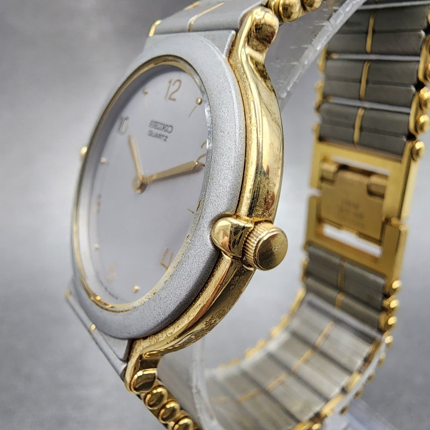 Seiko Watch Men 31mm Silver Tone Two Tone Round 5p30-6009 New Battery