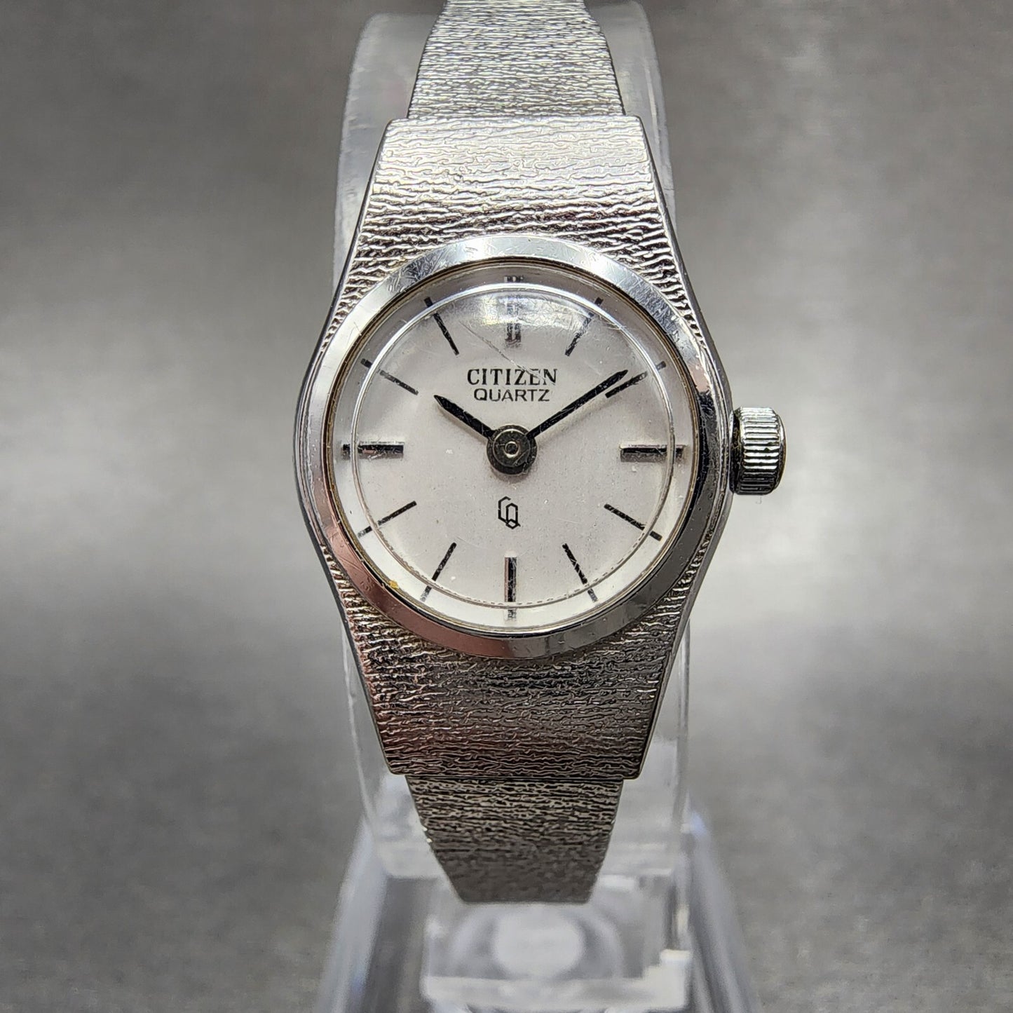 Citizen CQ Watch Women 17mm Silver Dial Silver Tone Round 3220-891244 New Batt