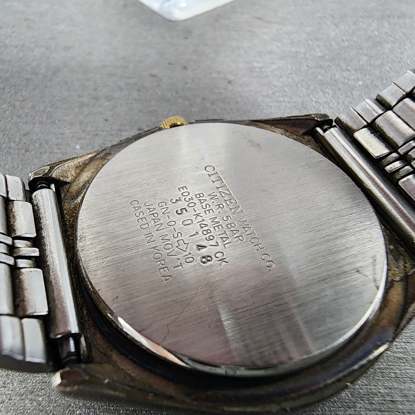 Citizen Eco-Drive Junction Watch Men 35mm Silver Dial Two Tone Round E030 Runs A