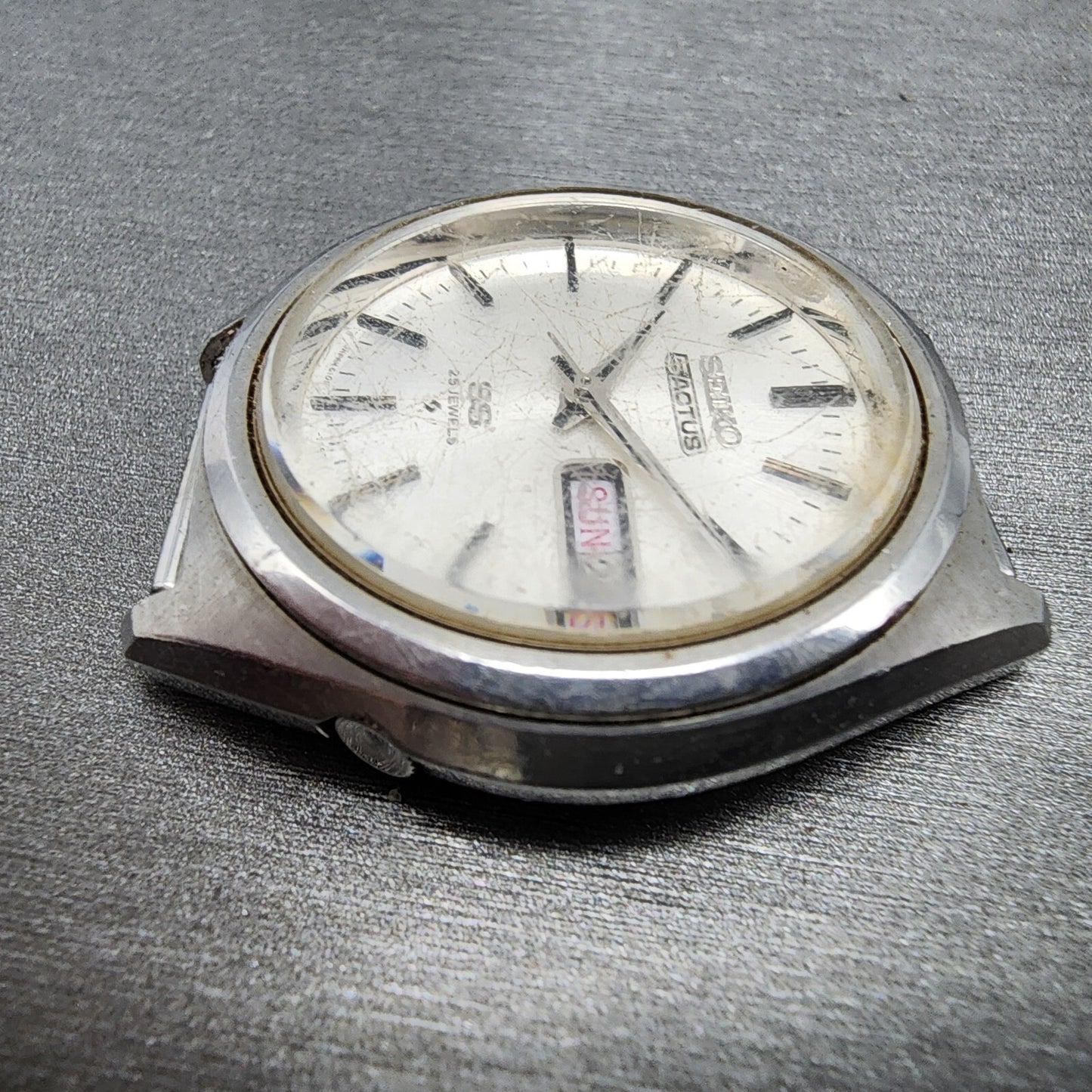 Seiko 5 Actus SS Watch Men 38mm Silver Dial Silver Tone Daydate 6106-7490 Runs