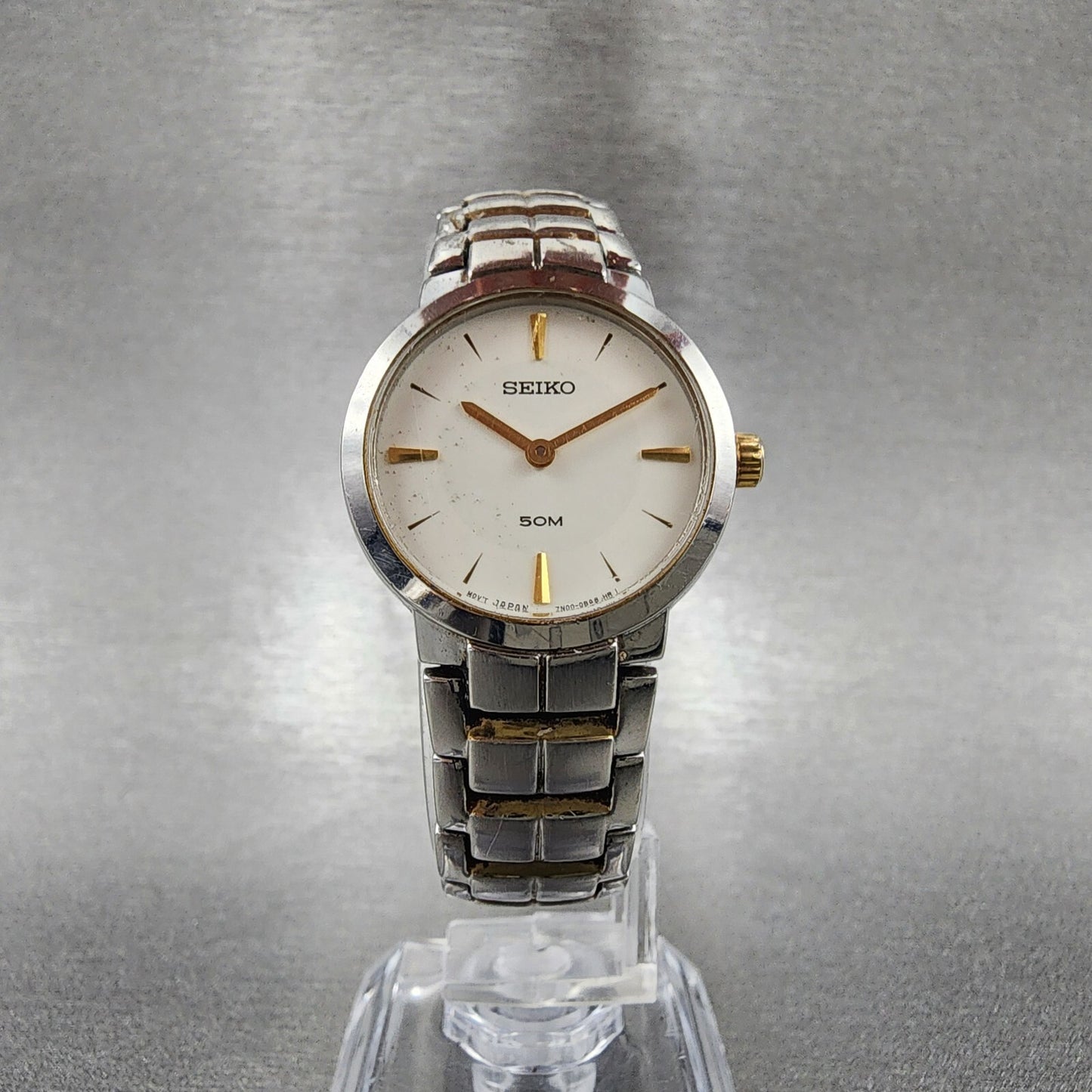 Seiko Watch Women 24mm White Dial Two Tone Round 7N00-0AR0 New Battery