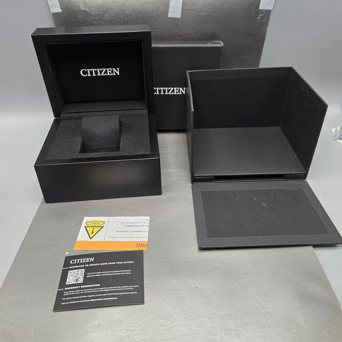 Citizen The Citizen Watch Men 38mm Yellow Dial Black Date AQ4106-18X Eco-Drive12