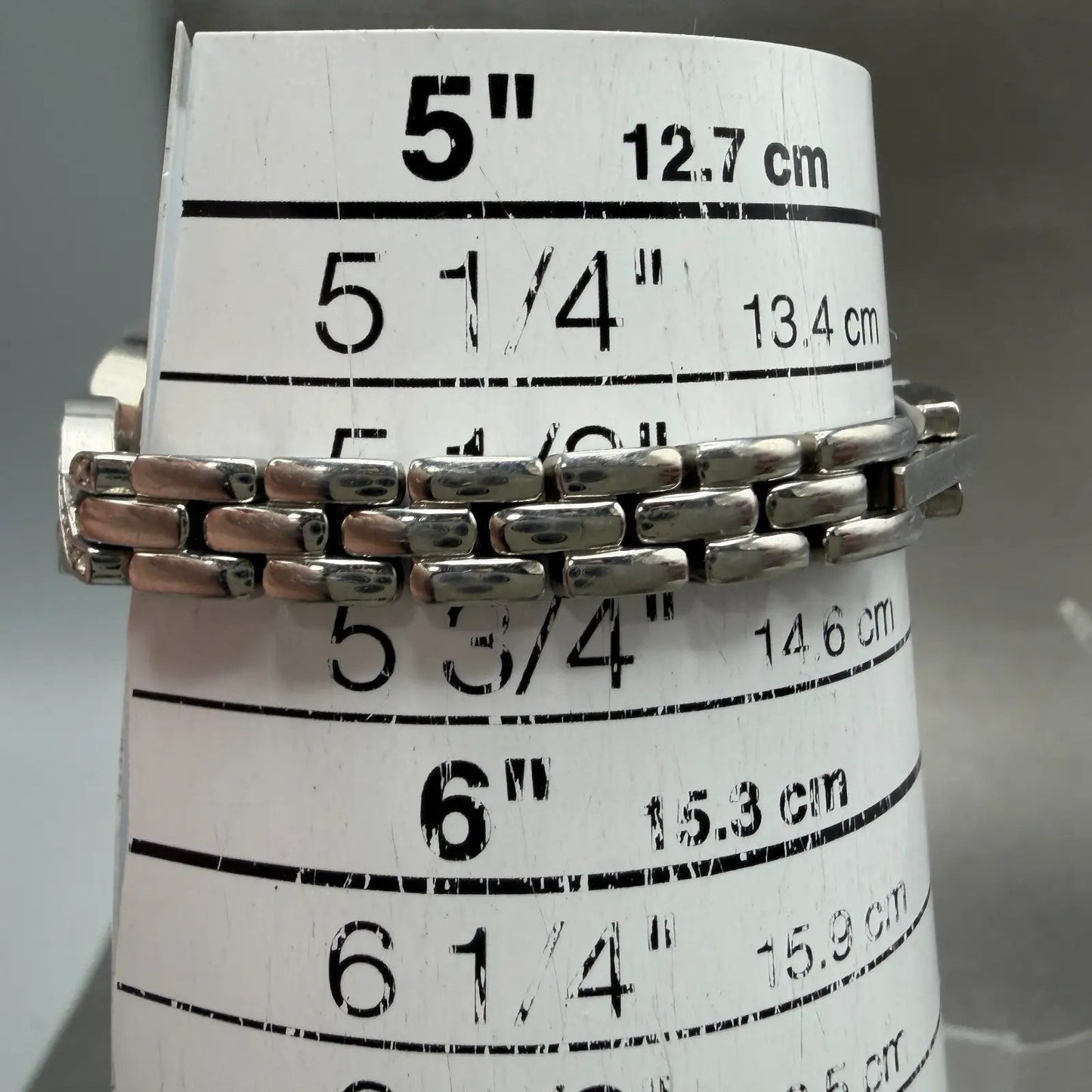 48043072