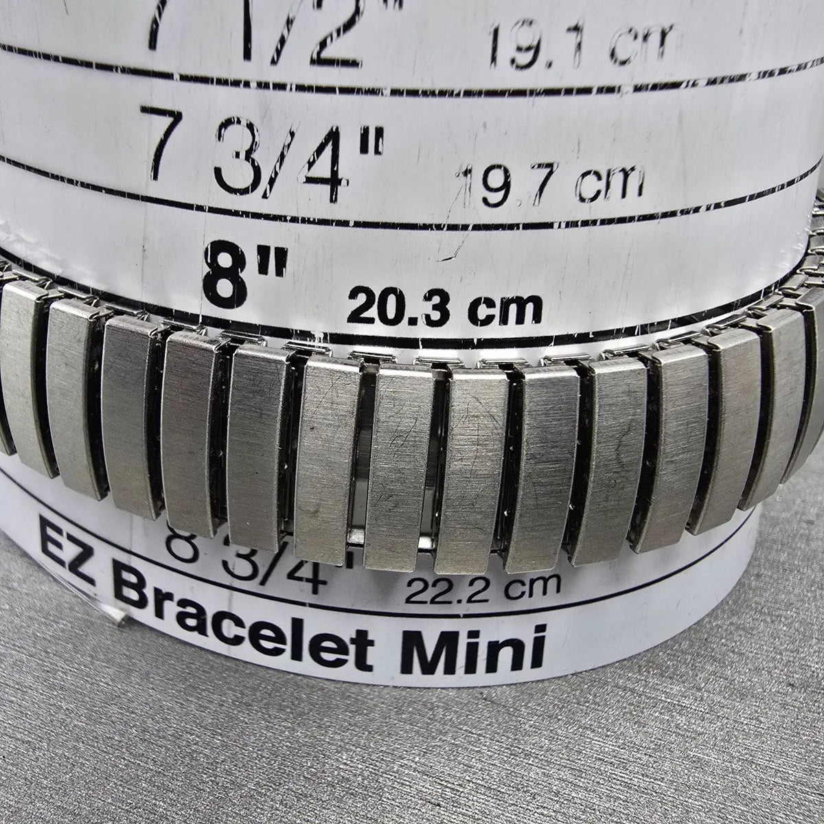 Timex Easy Reader Watch Men 35mm White Dial Silver Round T2H451 New Battery10