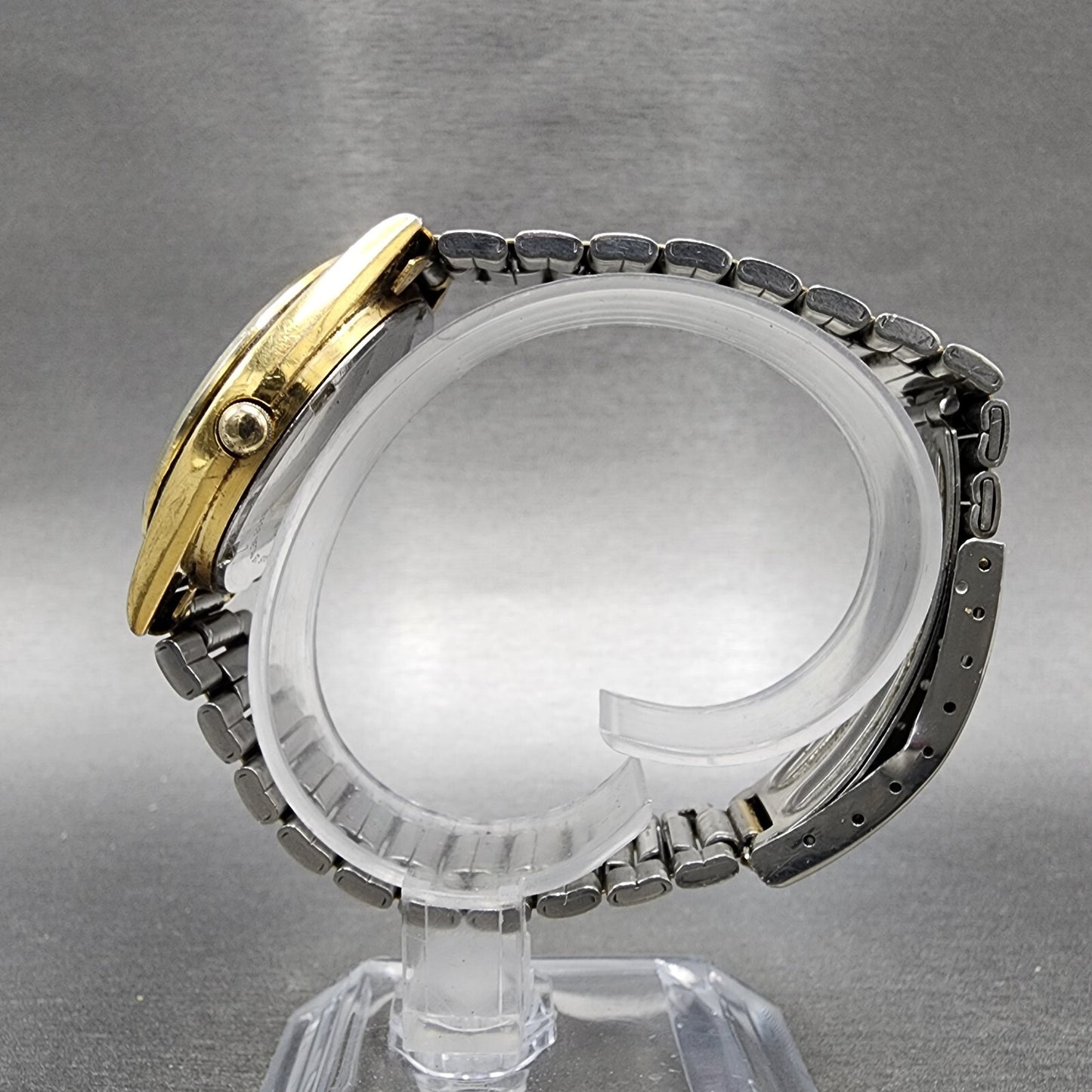 Seiko Alarm Watch Men 34mm Gold Dial Gold Tone Daydate Round 5C23-8009 New Batt
