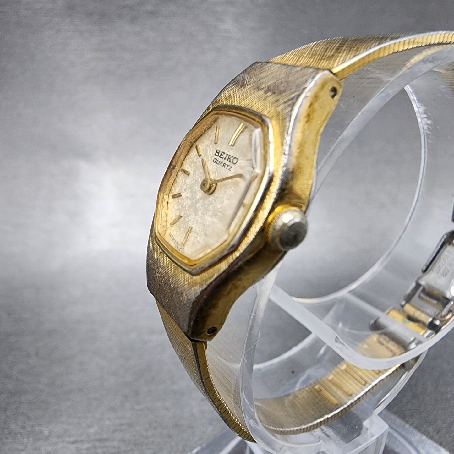 VTG Seiko Watch Women 16mm Champagne Dial Gold Tone Octagon 5420-5059 New Batt