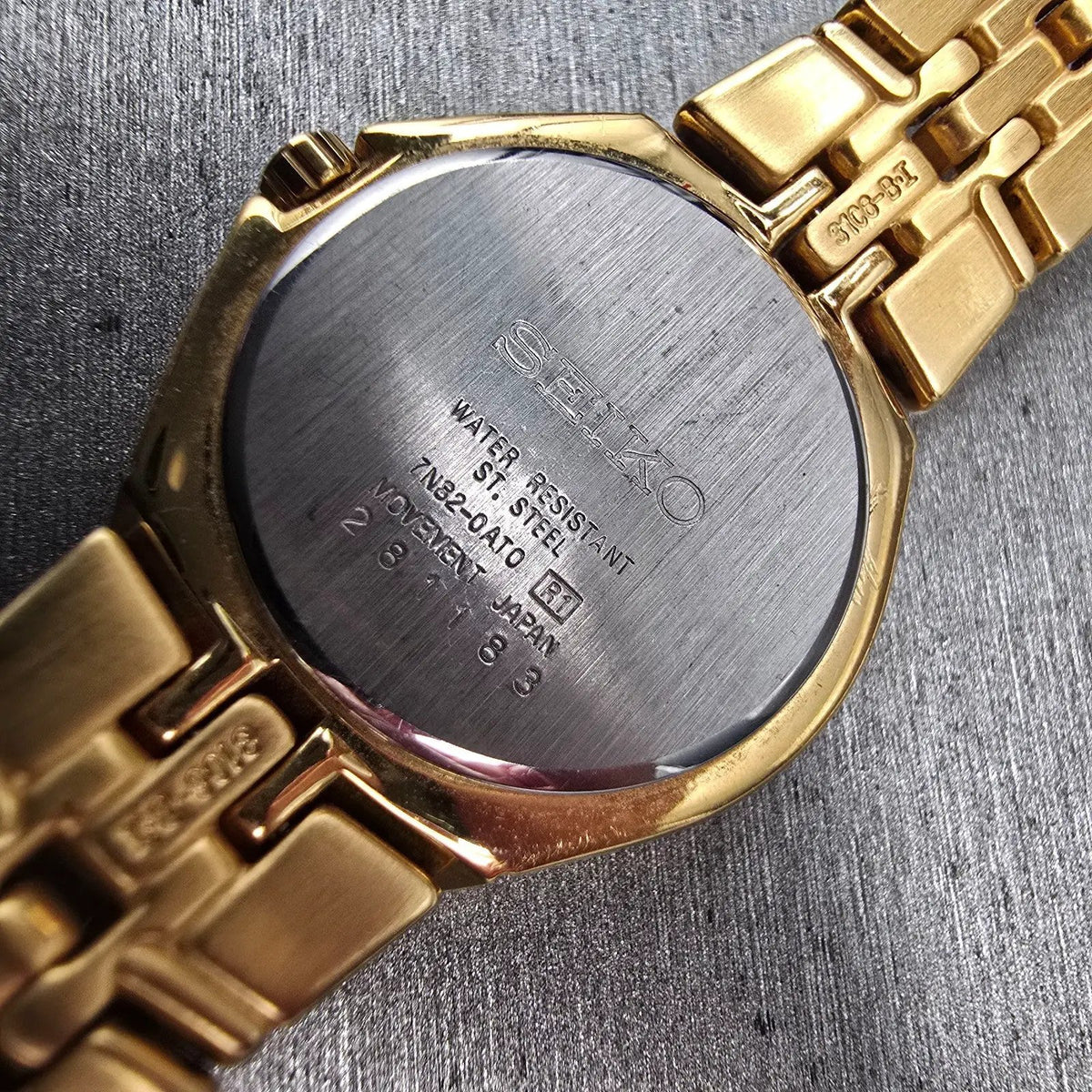 Seiko Watch Women 26mm Cream Dial Gold Tone Date Round 7N82-0AT0 New Battery JP10