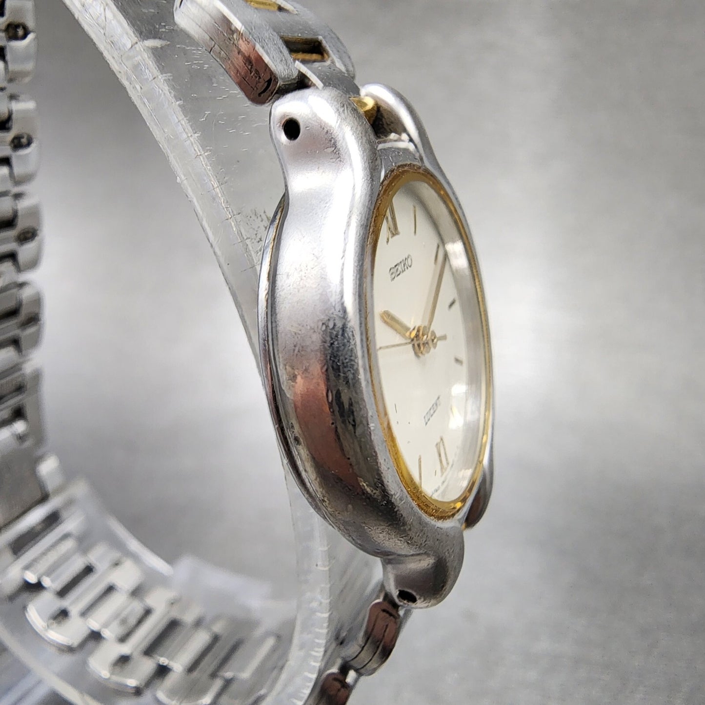 Seiko Lucent Watch Women 23mm White Dial Two Tone Round 4n21-0820 New Battery