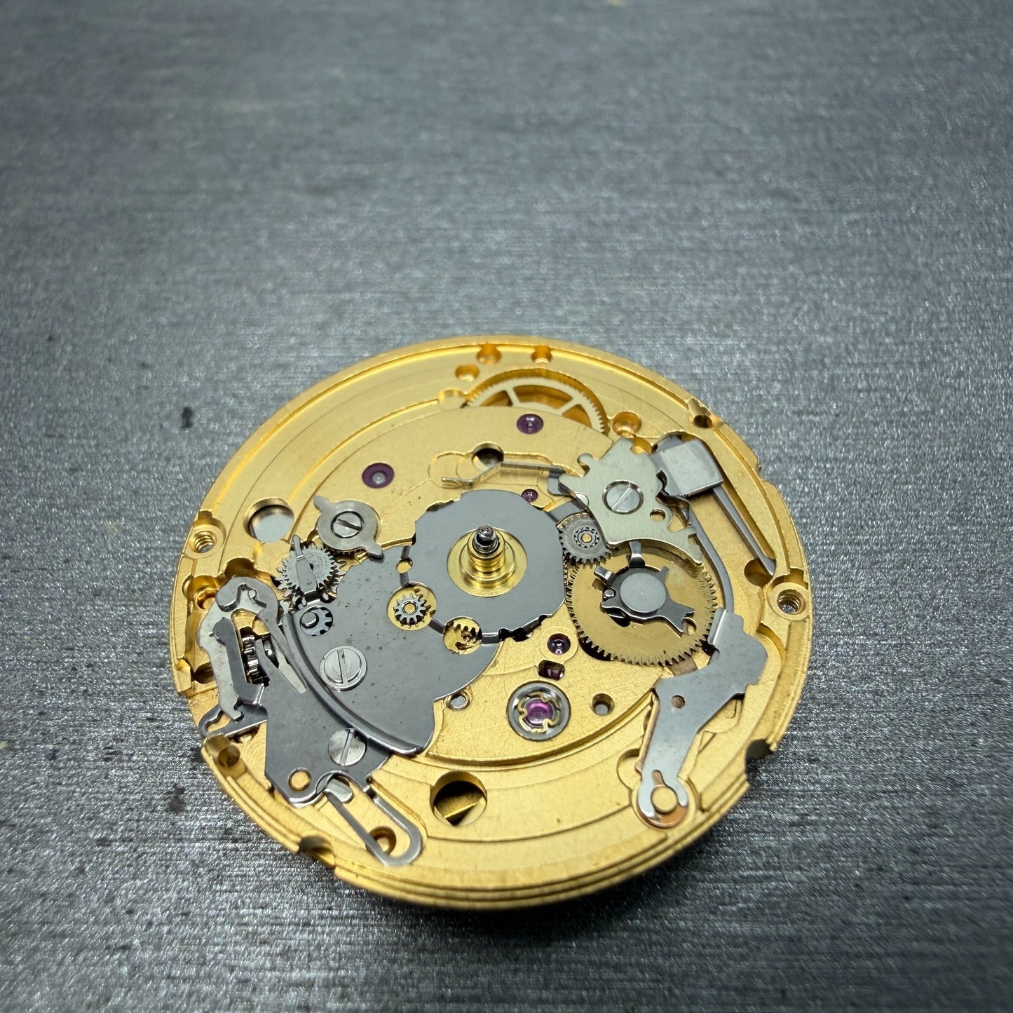ETA 2836-2 Movement 25 Jewels Automatic 3 Hand Swiss10