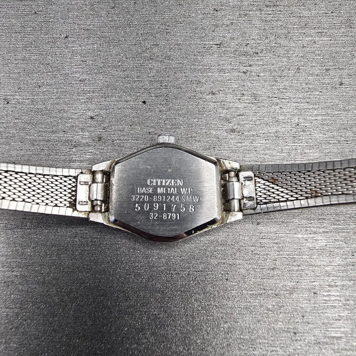 Citizen CQ Watch Women 17mm Silver Dial Silver Tone Round 3220-891244 New Batt F10