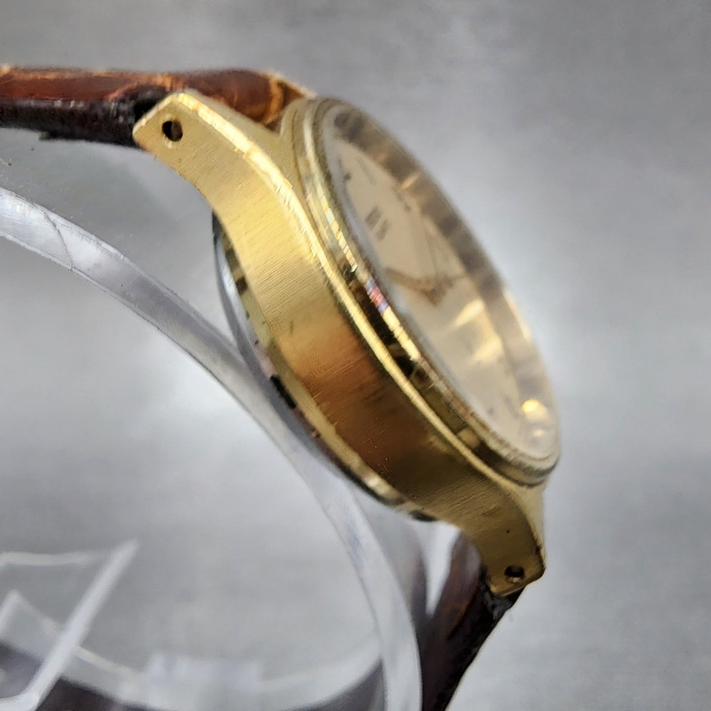Seiko Watch Women 23mm Champagne Dial Gold Tone 4301-0030 New Battery