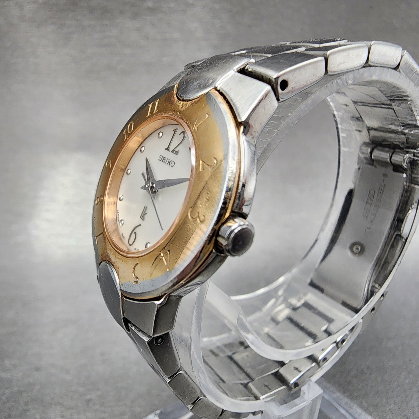 Seiko Lukia Watch Women 24mm MOP Dial Two Tone Round 1N01-0L80 New Battery