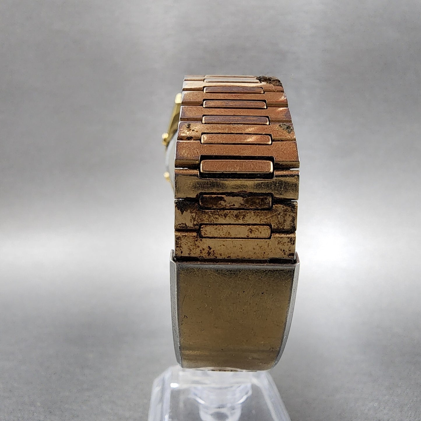 Seiko Digital Watch Men 31mm Digital Gold Tone Rectangle Alarm Chrono New Batt