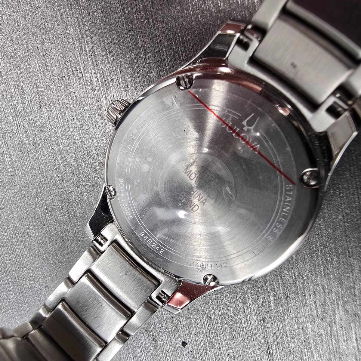 Bulova Watch Men 31mm MOP Dial Silver Tone Diamonds Round 96R242 New Battery10