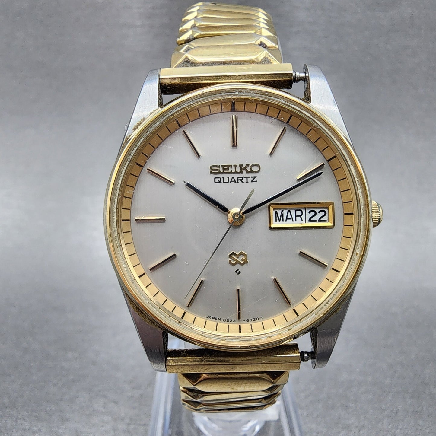 Seiko SQ Watch Men34mm Silver Dial Two Tone Daydate READ!! 8223-6021 New Battery