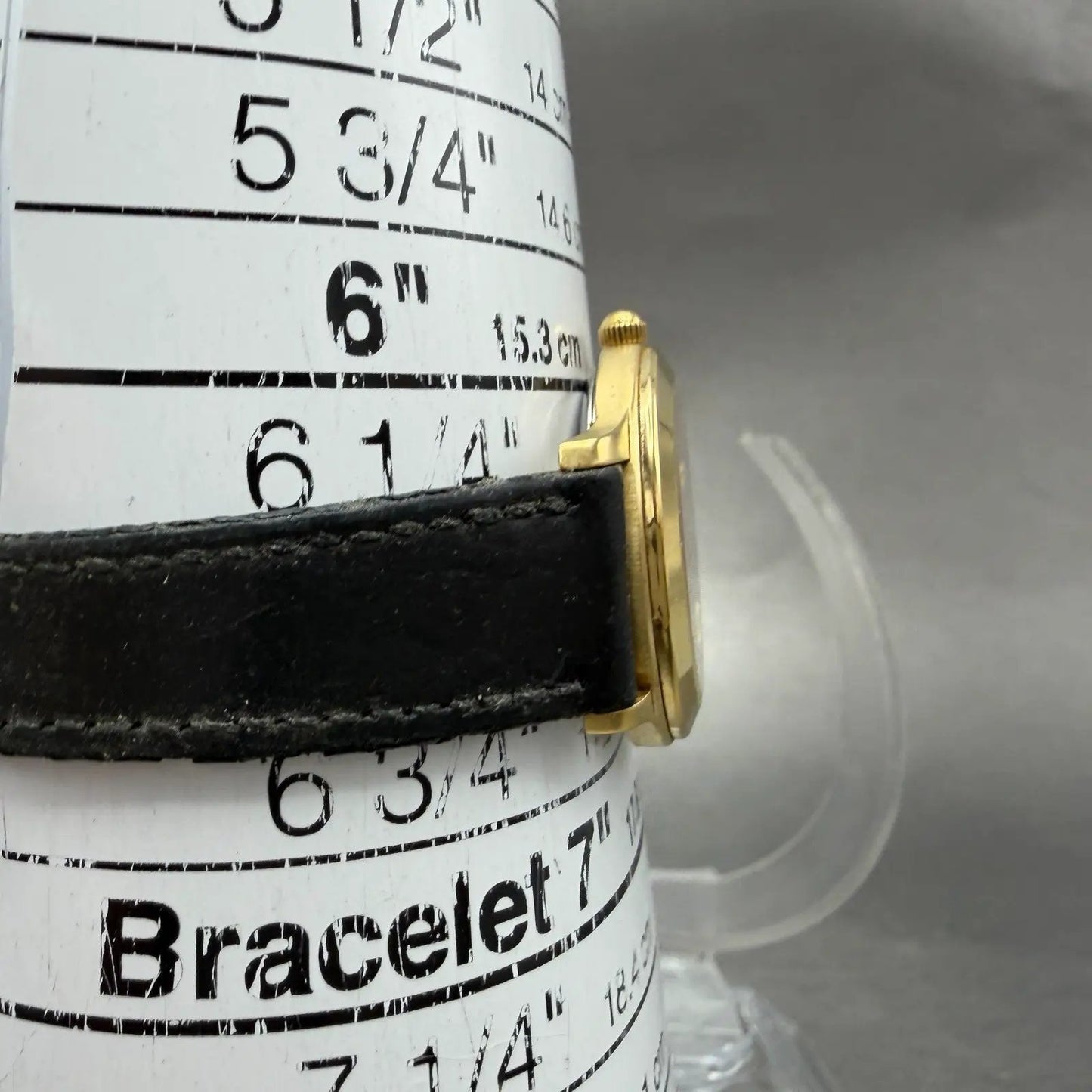 Movado Museum Watch Women 26mm Black Dial Gold Tone Round 87-E4-0814 New Battery10