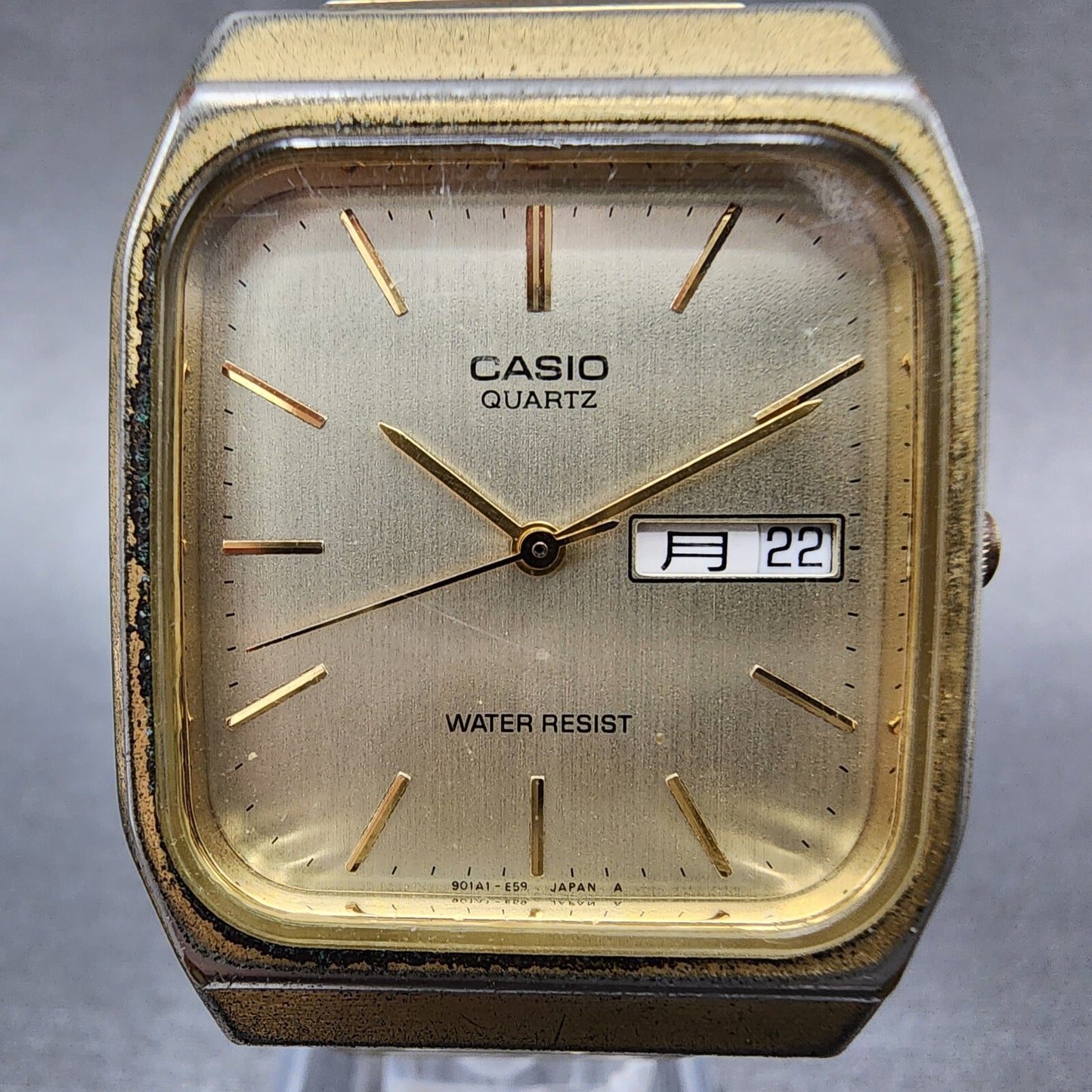 Casio Tank Watch Men 30mm Champagne Dial Gold Tone Rectangle MQ-518 New Battery