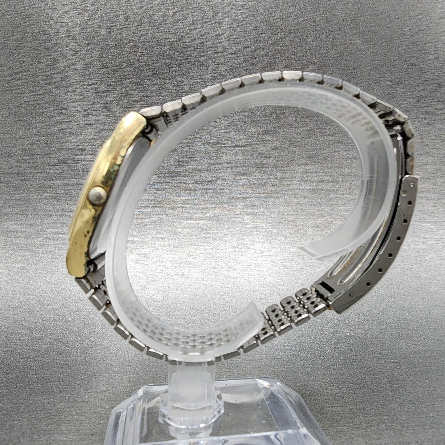 Seiko Watch Men 32mm Gold Dial Gold Tone Rectangle 7810-5139 New Battery
