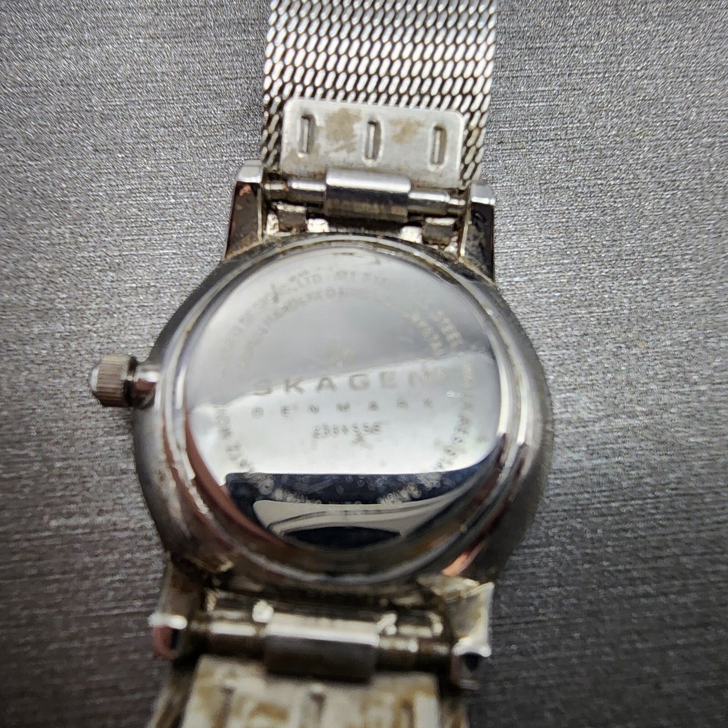 Skagen Steel Watch Women 24mm MOP Dial Stainless Steel Round Mesh band READ Runs11