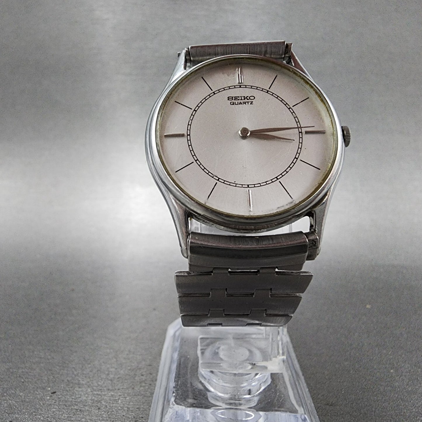 Seiko Watch Men 32mm Silver Dial Silver Tone Round 8620-0019 PARTS