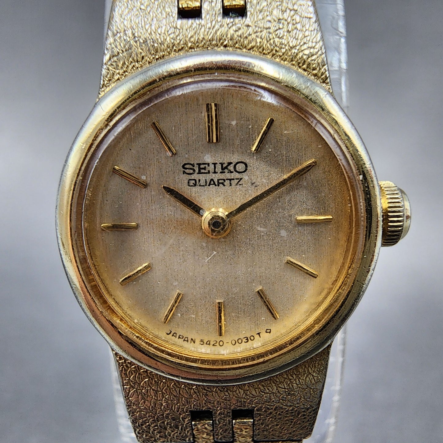 Seiko Watch Women 17mm Gold Dial Gold Tone Round 5420-5039 New Battery VTG ABD