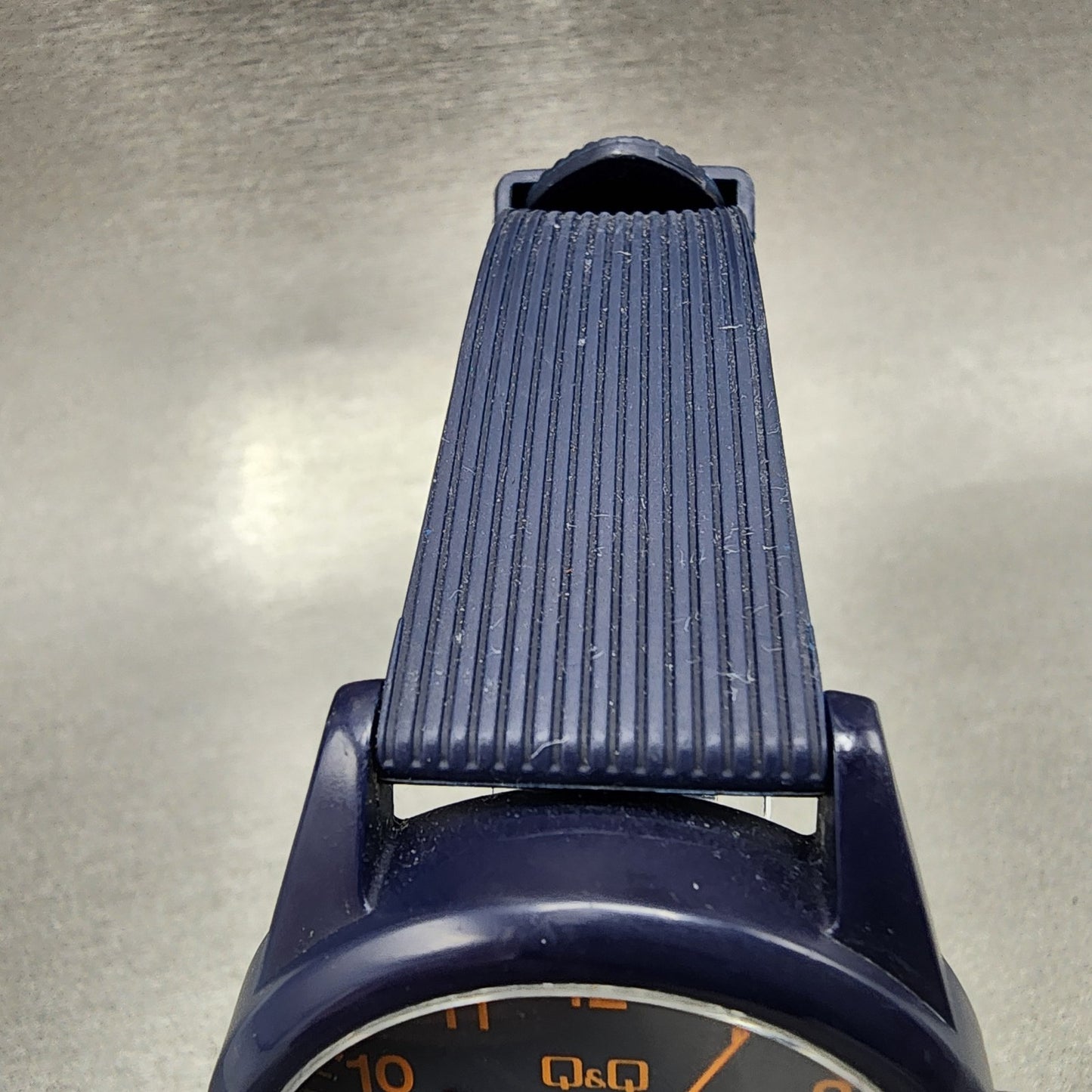 Citizen Q&Q Watch Men 40mm Blue Dial Blue Tone Round Resin Band New Battery