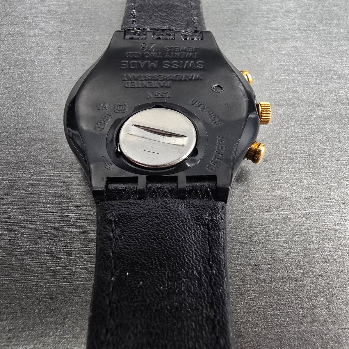 Swatch Chrono Colossal Watch Men 38mm Silver Dial Black Case SCB109 New Batt NOS14