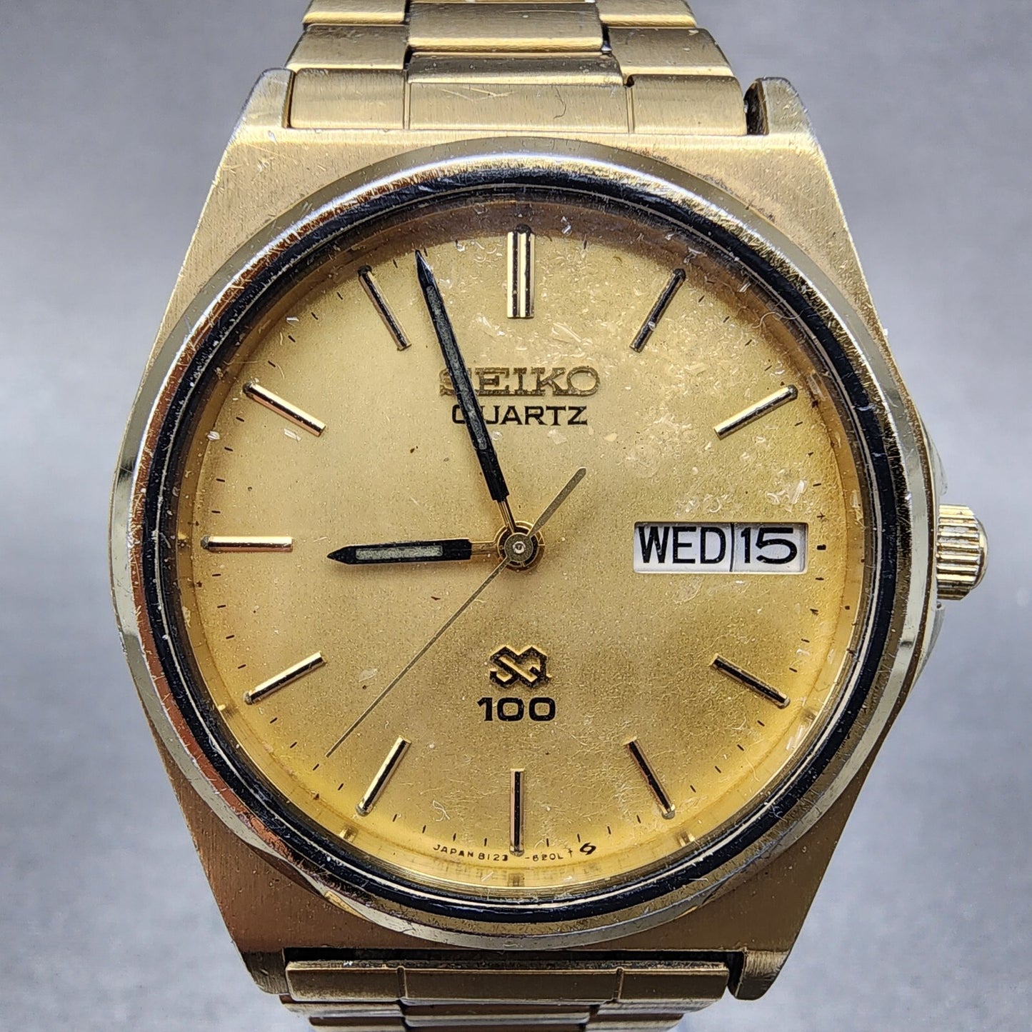 Seiko SQ 100 Watch Men 33mm Gold Dial Gold Tone Daydate Round 8123-6150 PARTS
