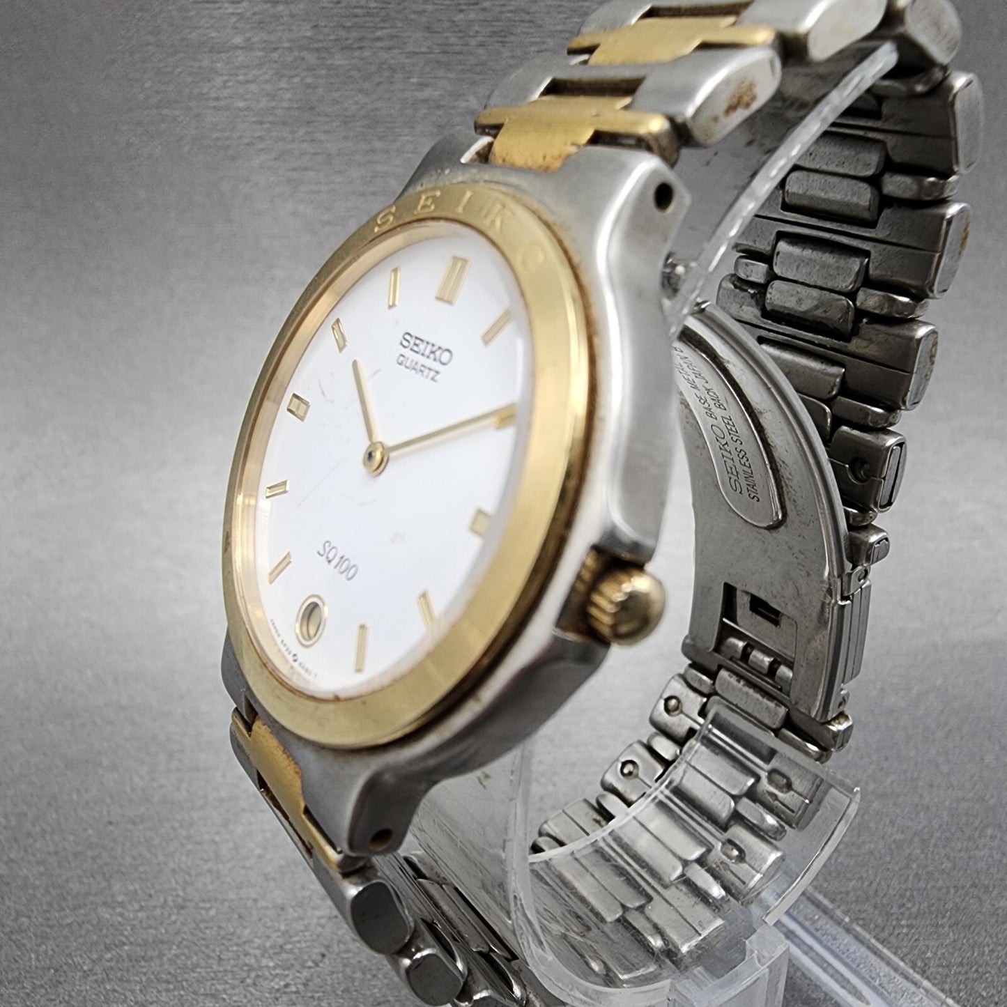Seiko SQ 100 Watch Men 34mm White Dial Two Tone Date 5p29-6a50 New Battery