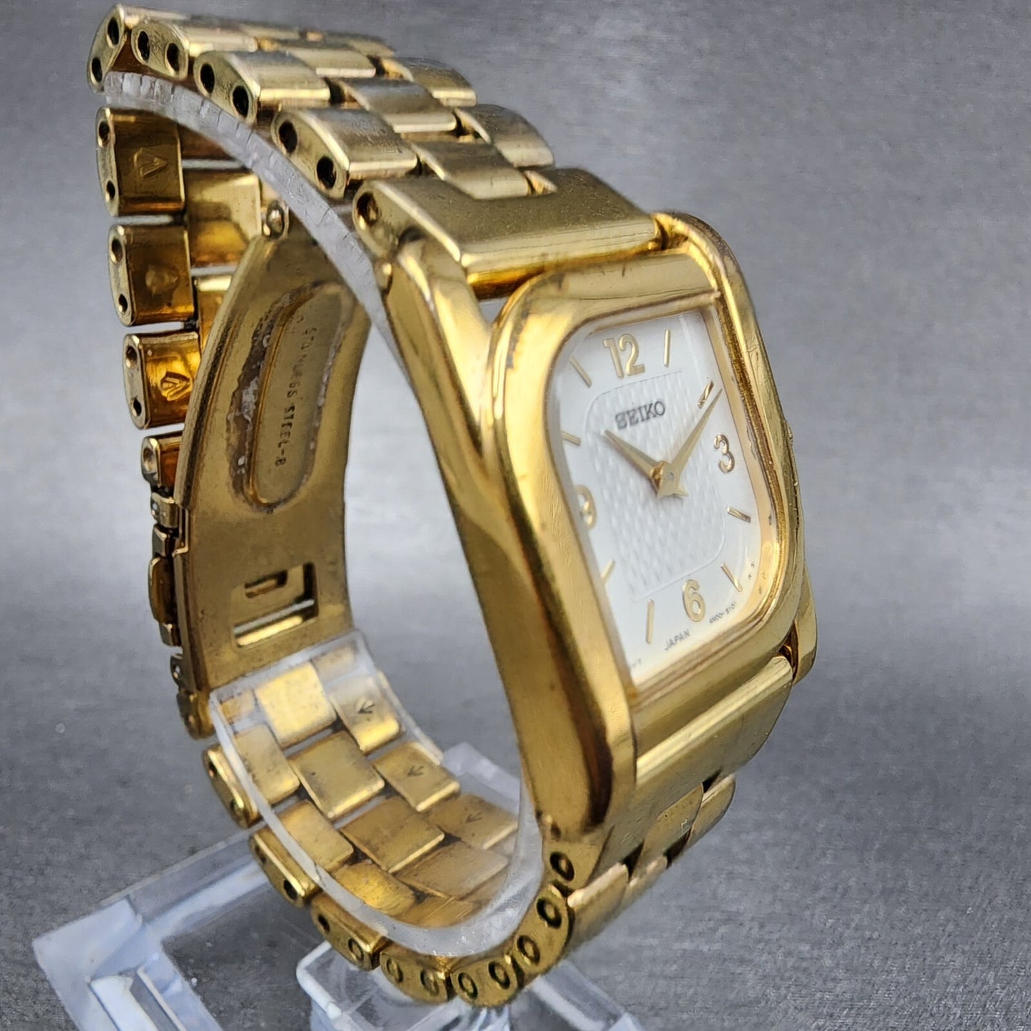 Seiko Watch Women 23mm White Dial Gold Tone Rectangle 4N00-6769 New Battery