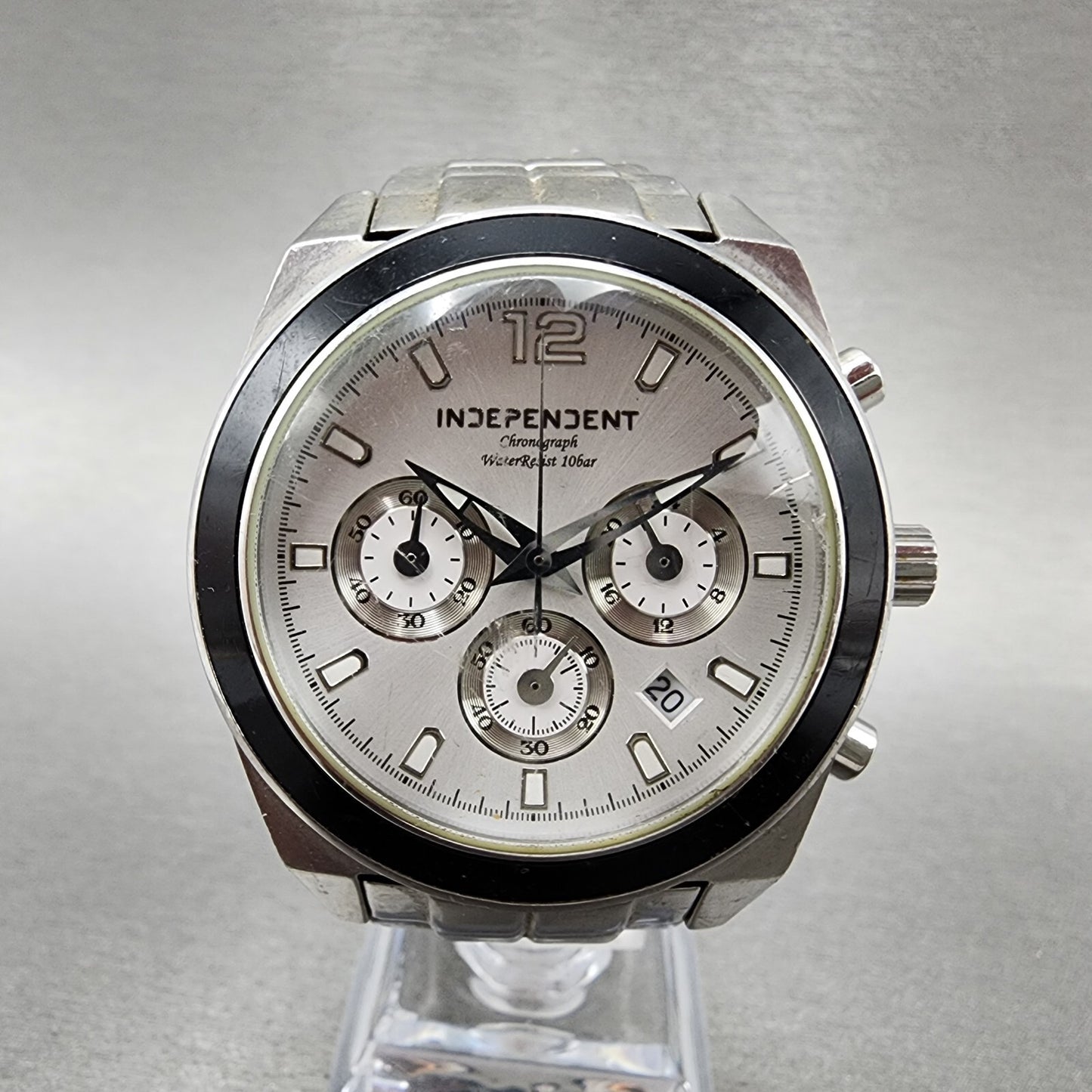 Citizen Independent Chronograph Watch Men 40mm White Dial Steel Date New Battery